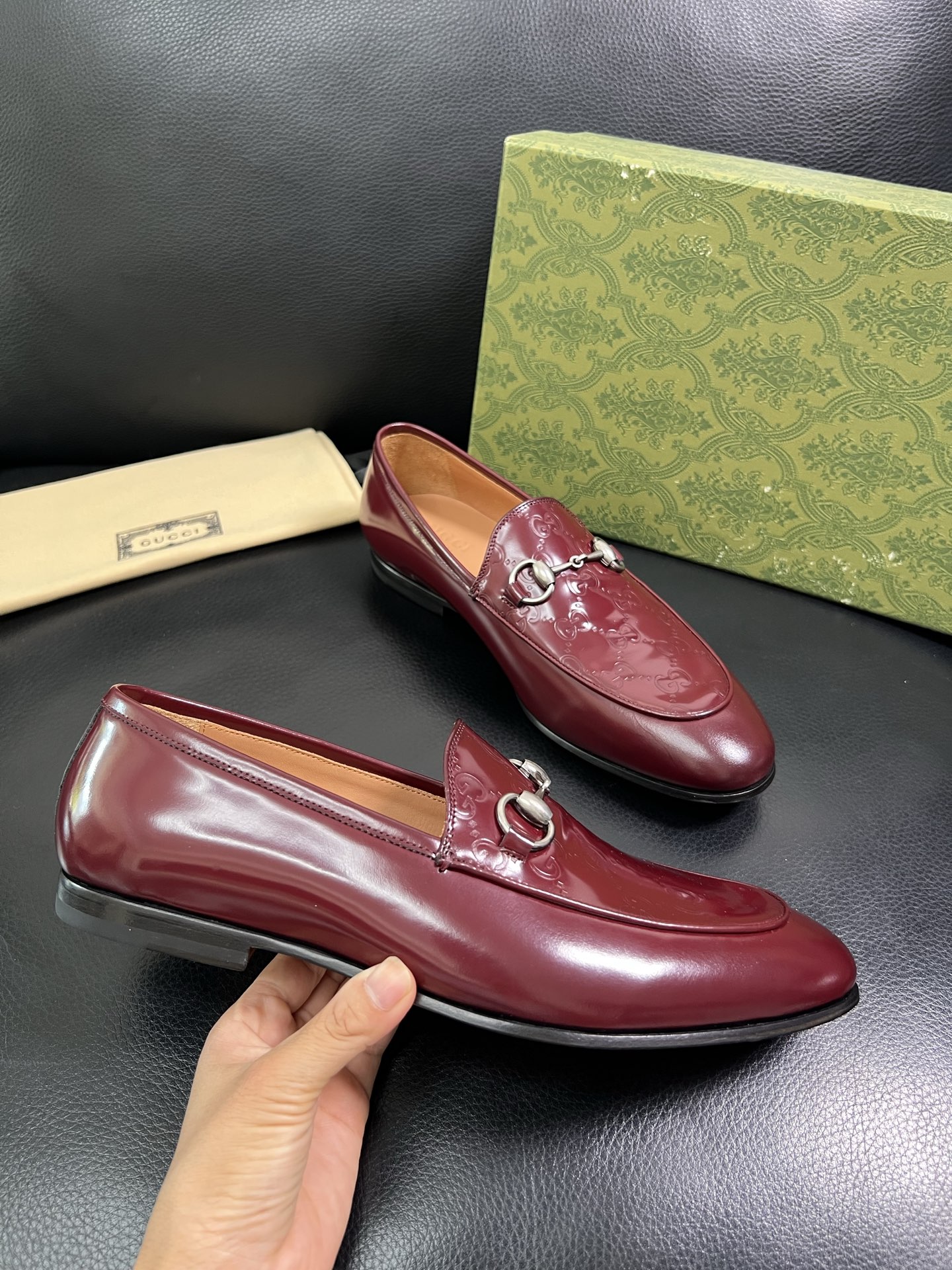  Gucci🔍顶级代购🇮🇹 古奇 真皮底皮鞋系列专柜同步发售原厂配置，意大利进口原版牛皮，进口水染牛里 