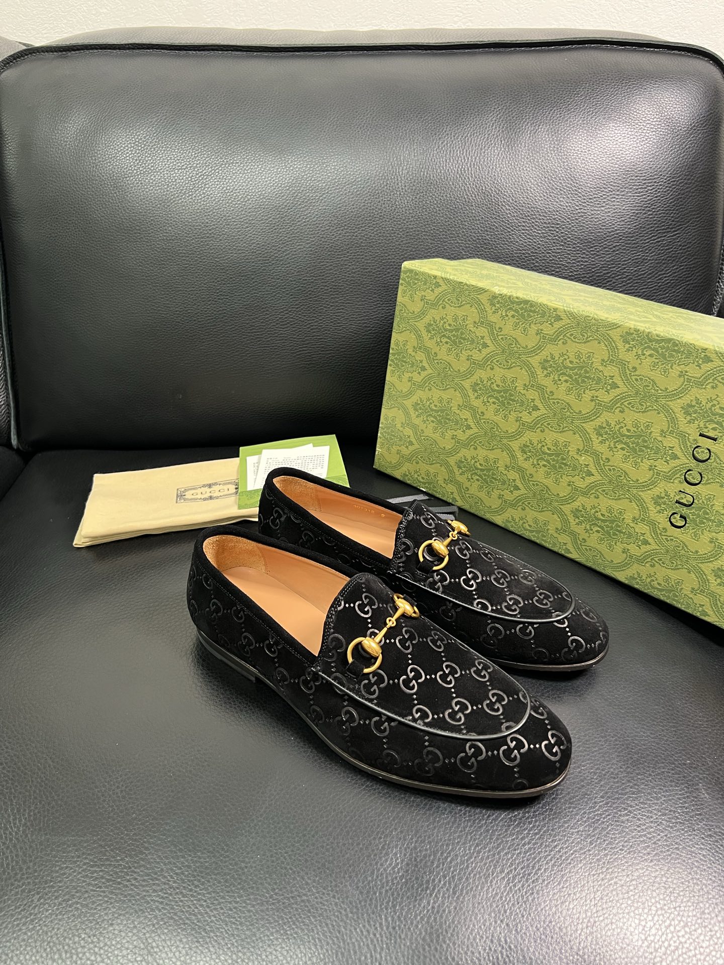  Gucci🔍顶级代购🇮🇹 古奇 真皮底皮鞋系列专柜同步发售原厂配置，意大利进口原版牛皮，进口水染牛里 