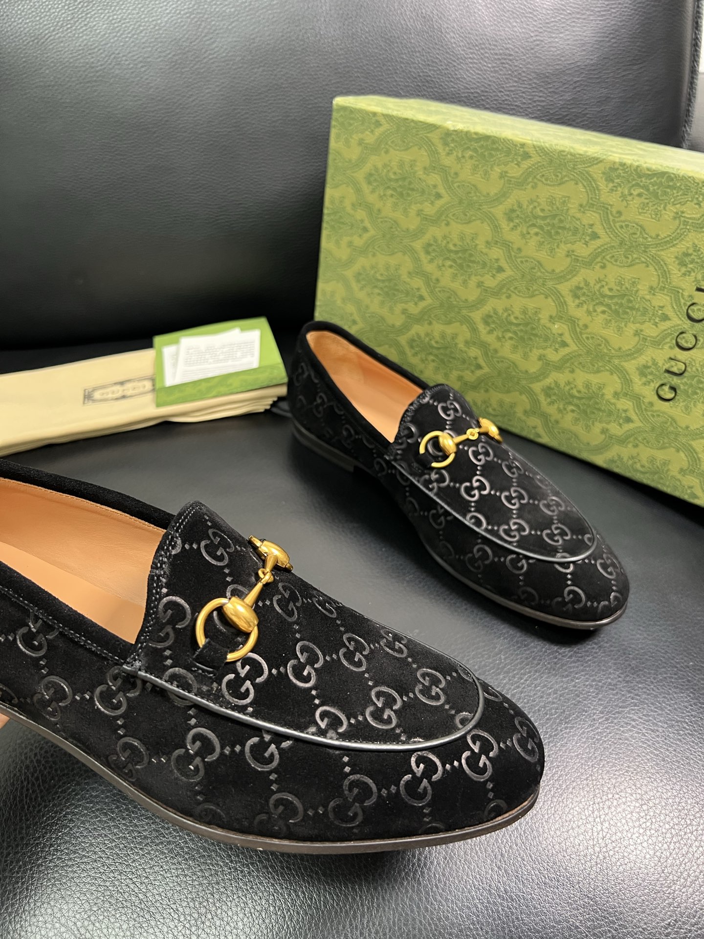  Gucci🔍顶级代购🇮🇹 古奇 真皮底皮鞋系列专柜同步发售原厂配置，意大利进口原版牛皮，进口水染牛里 