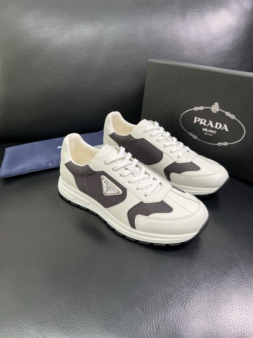 Prada Men's Leather Sneakers with High-Quality Stitching Craftsmanship 1 Prada Men's Leather Sneakers with High-Quality Stitching Craftsmanship