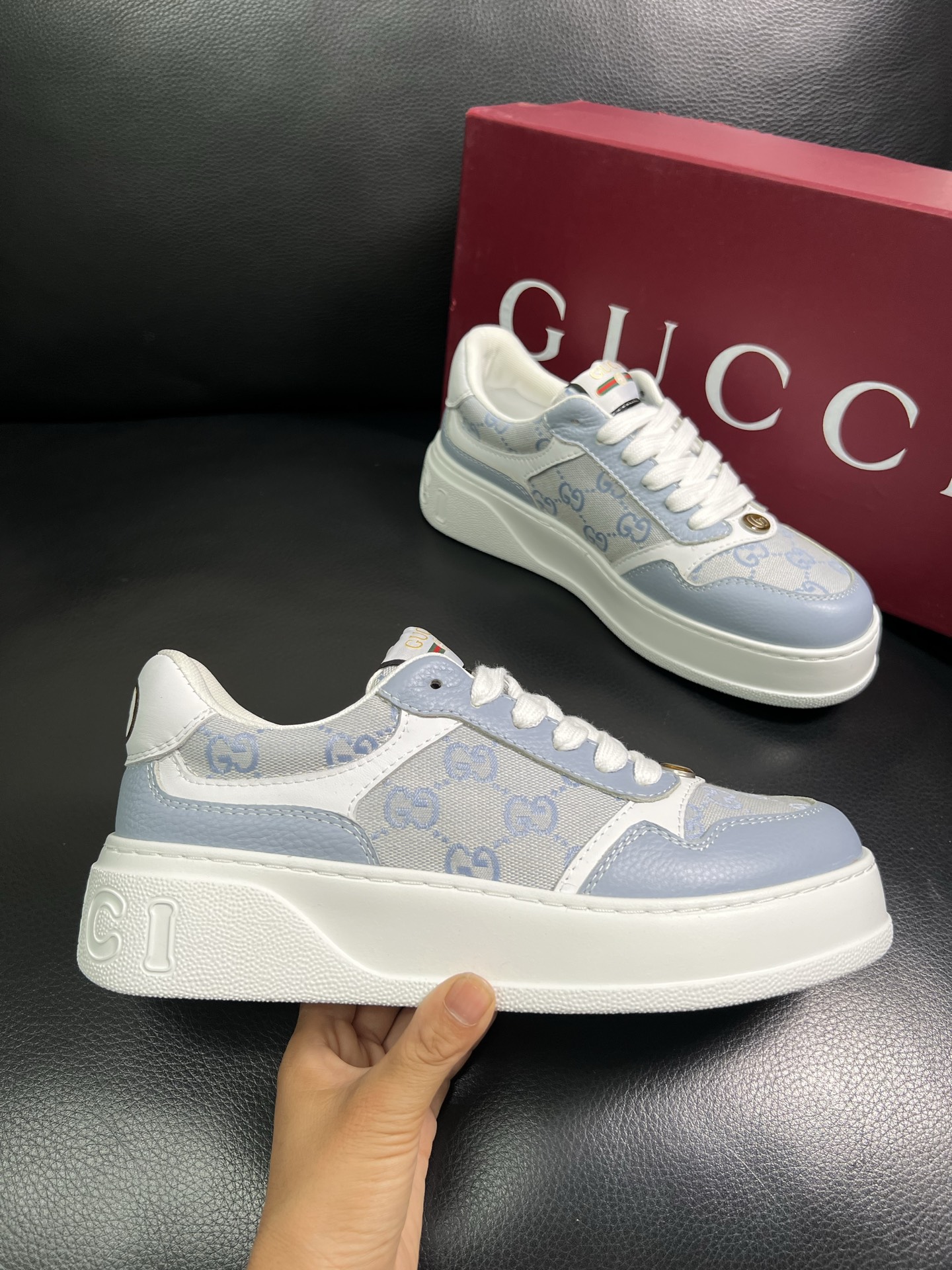  Gucci 🔍顶级代购🇮🇹 古奇专柜新款，原厂配置意大利进口牛皮搭配印花布面料，进口牛皮内里垫，透气舒