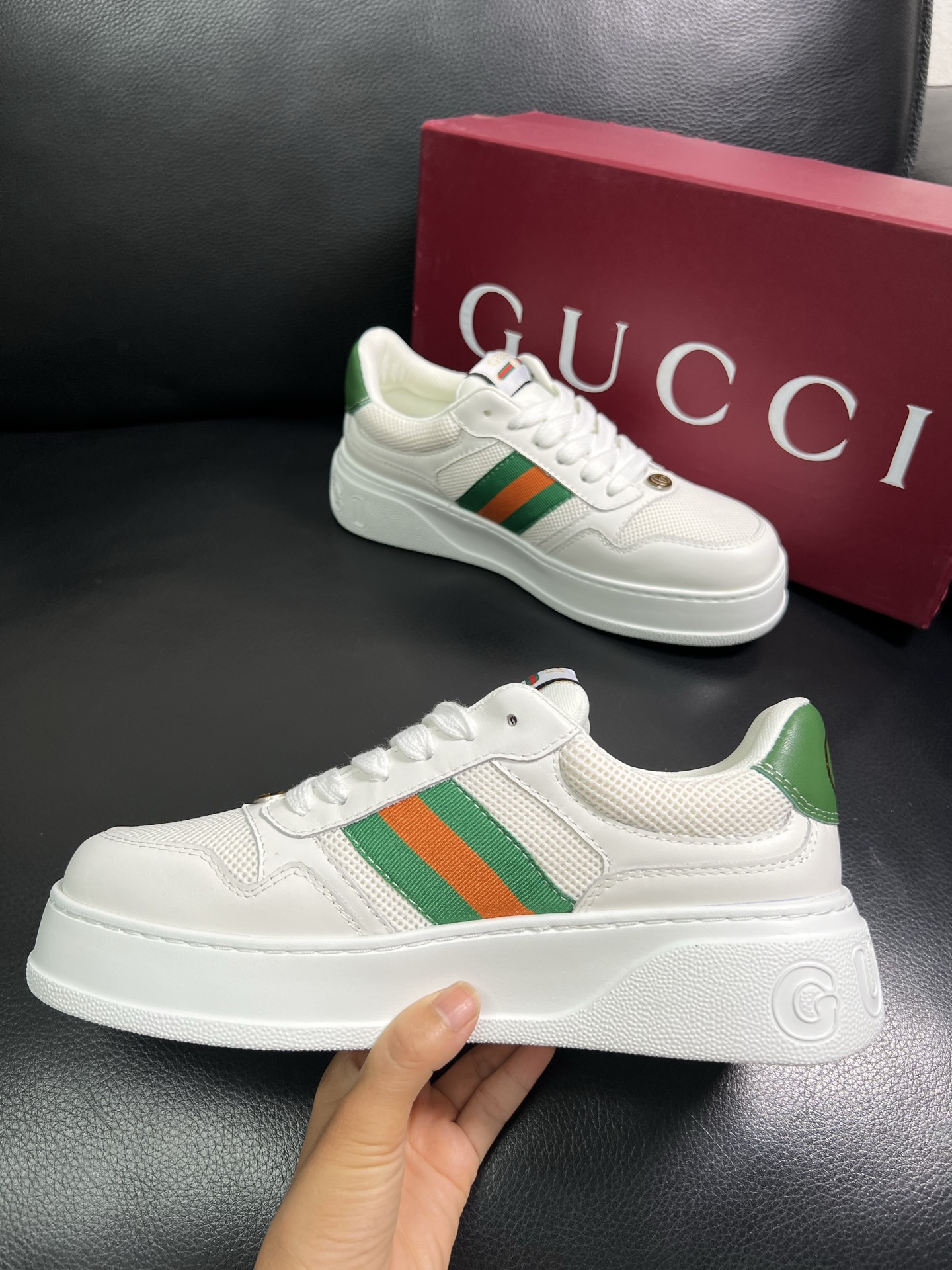  Gucci 🔍顶级代购🇮🇹 古奇专柜新款，原厂配置意大利进口牛皮搭配印花布面料，进口牛皮内里垫，透气舒