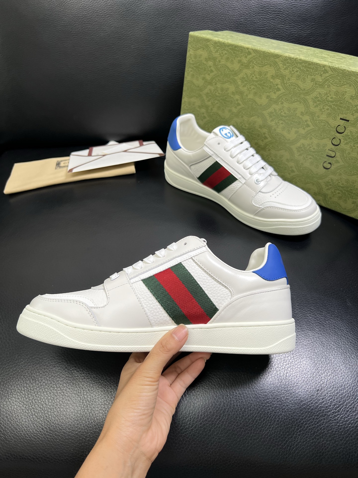  Gucci 🔍顶级代购🇮🇹 古奇专柜新款，原厂配置意大利进口牛皮搭配印花布面料，进口牛皮内里垫，透气舒