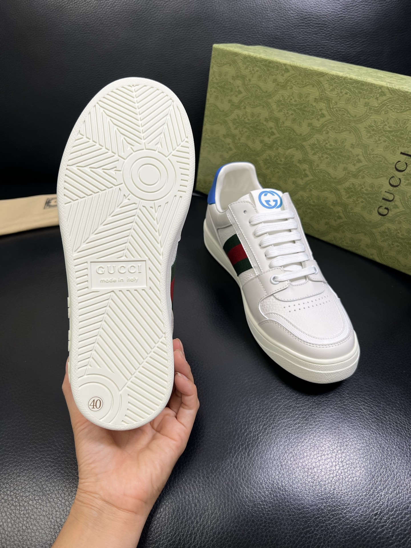  Gucci 🔍顶级代购🇮🇹 古奇专柜新款，原厂配置意大利进口牛皮搭配印花布面料，进口牛皮内里垫，透气舒