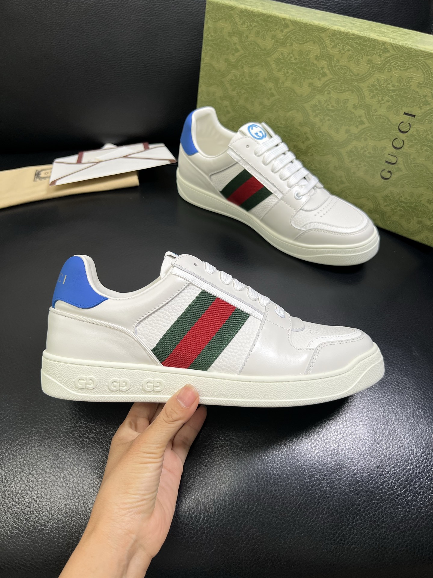  Gucci 🔍顶级代购🇮🇹 古奇专柜新款，原厂配置意大利进口牛皮搭配印花布面料，进口牛皮内里垫，透气舒