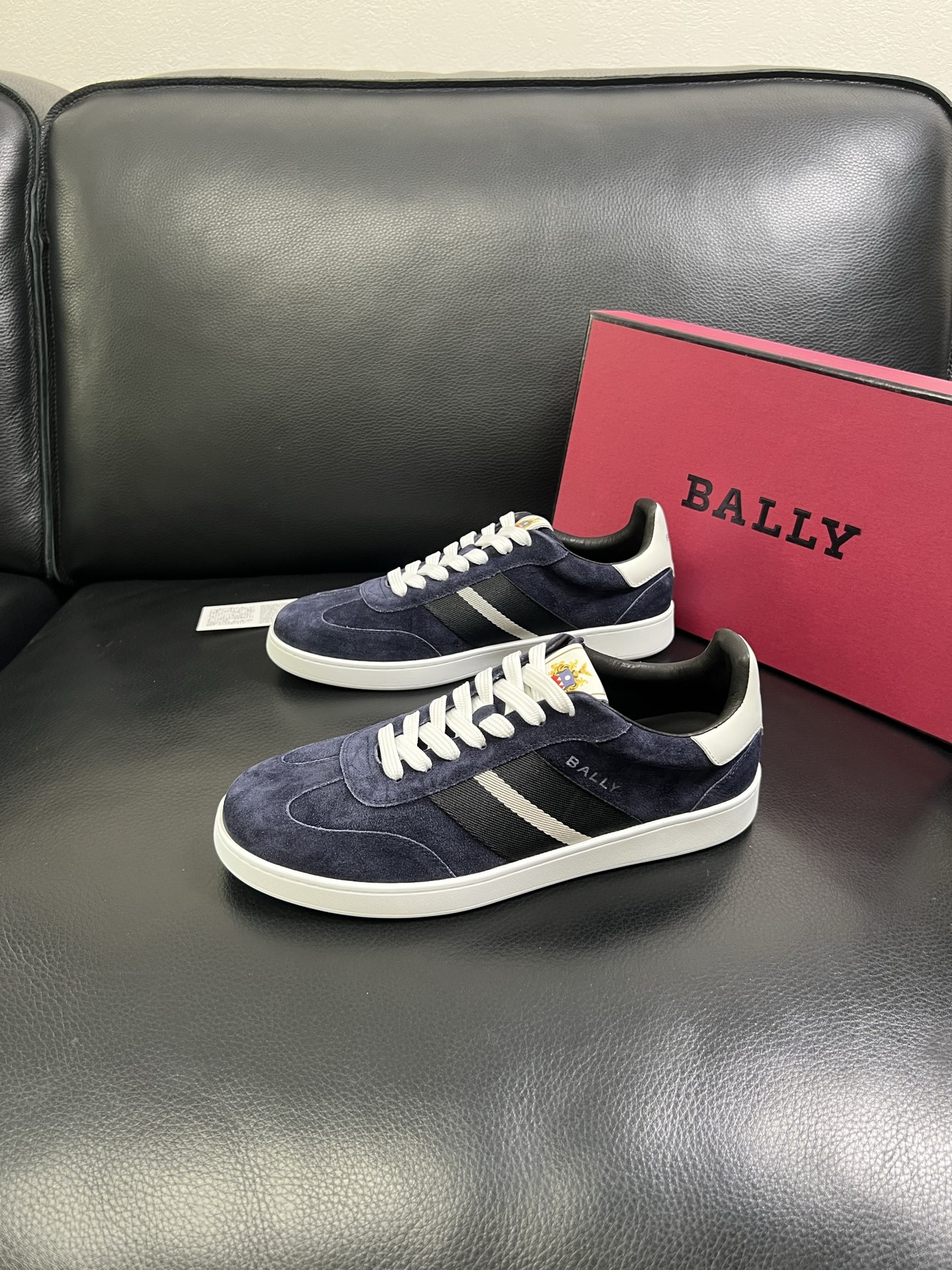  BALLY🔍顶级代购🇮🇹 巴利 经典配色专柜同步，鞋面意大利进口牛皮面料，进口水染牛皮里垫 ，鞋底：原