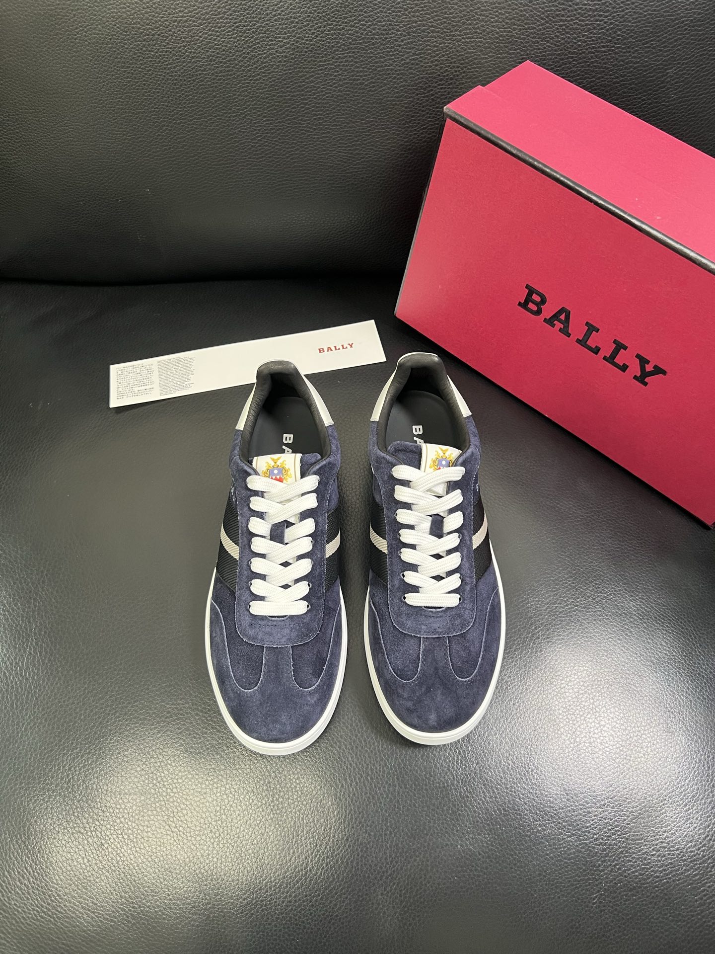  BALLY🔍顶级代购🇮🇹 巴利 经典配色专柜同步，鞋面意大利进口牛皮面料，进口水染牛皮里垫 ，鞋底：原