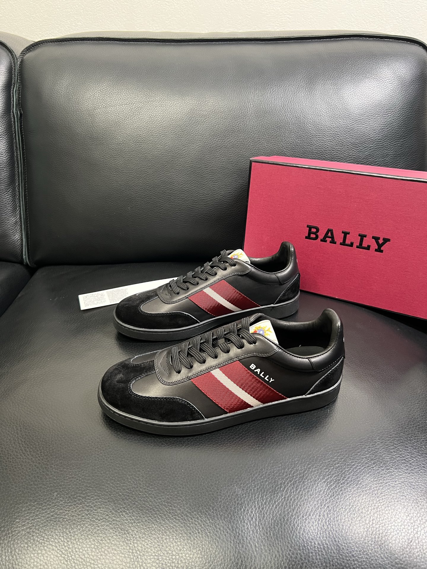 BALLY🔍顶级代购🇮🇹 巴利 经典配色专柜同步，鞋面意大利进口牛皮面料，进口水染牛皮里垫 ，鞋底：原