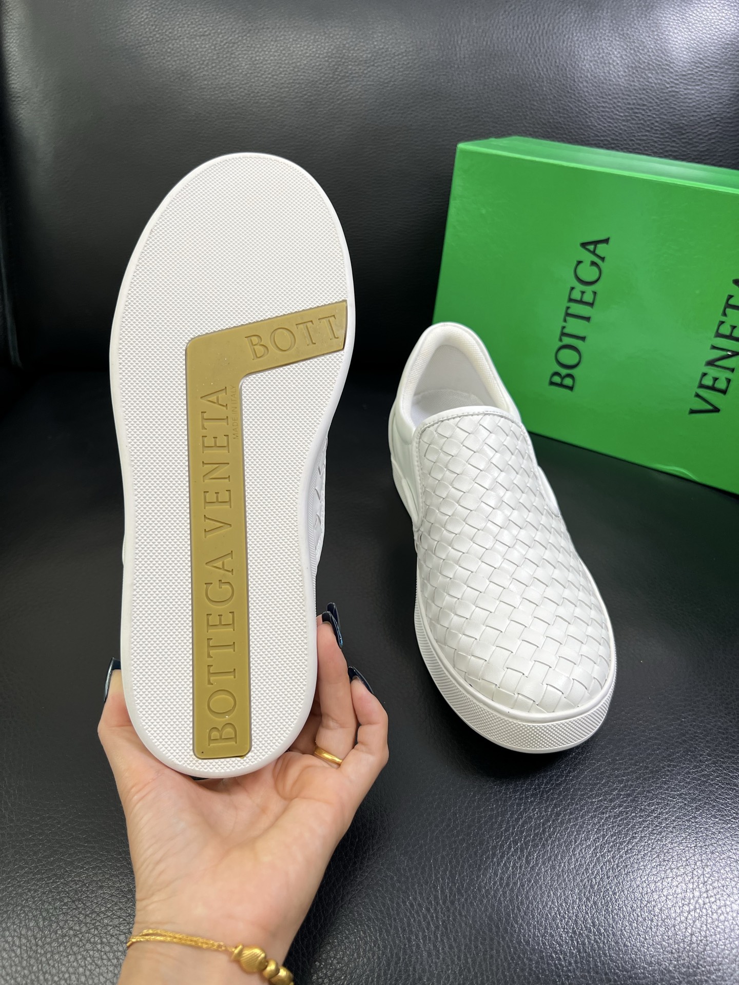  BOTTEGA  VENETA 🔍顶级代购🇮🇹 葆蝶家 专柜同步，鞋面意大利进口编织牛皮面料，透气牛皮