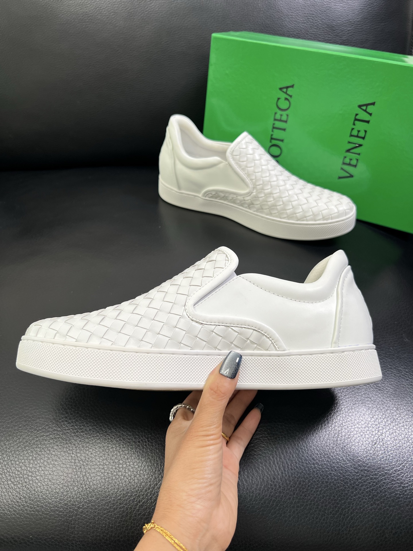  BOTTEGA  VENETA 🔍顶级代购🇮🇹 葆蝶家 专柜同步，鞋面意大利进口编织牛皮面料，透气牛皮