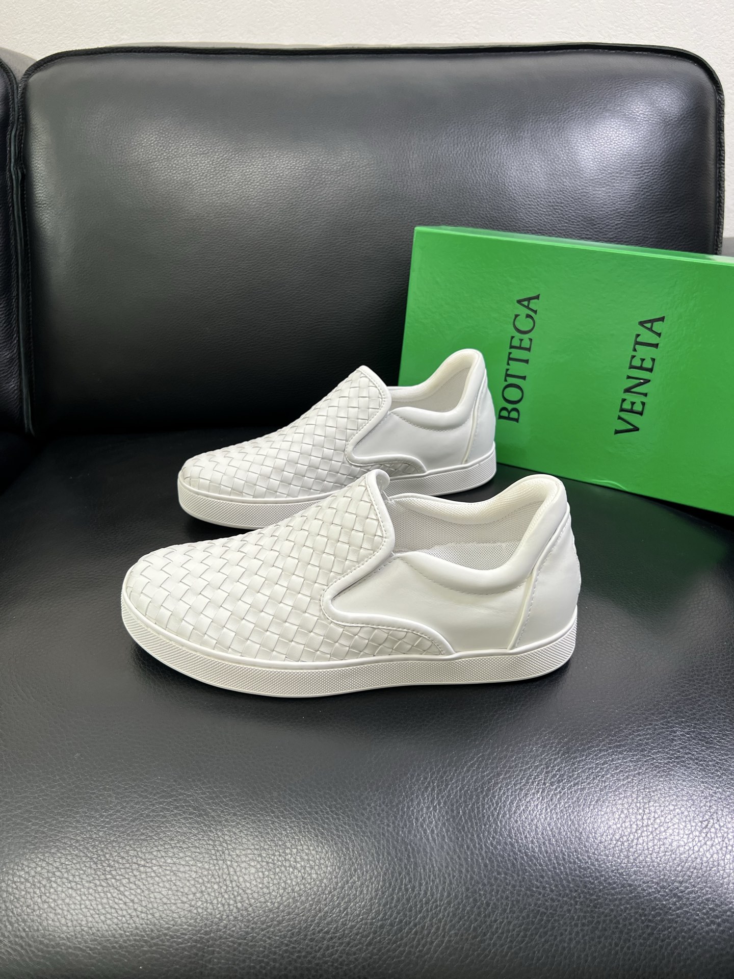  BOTTEGA  VENETA 🔍顶级代购🇮🇹 葆蝶家 专柜同步，鞋面意大利进口编织牛皮面料，透气牛皮