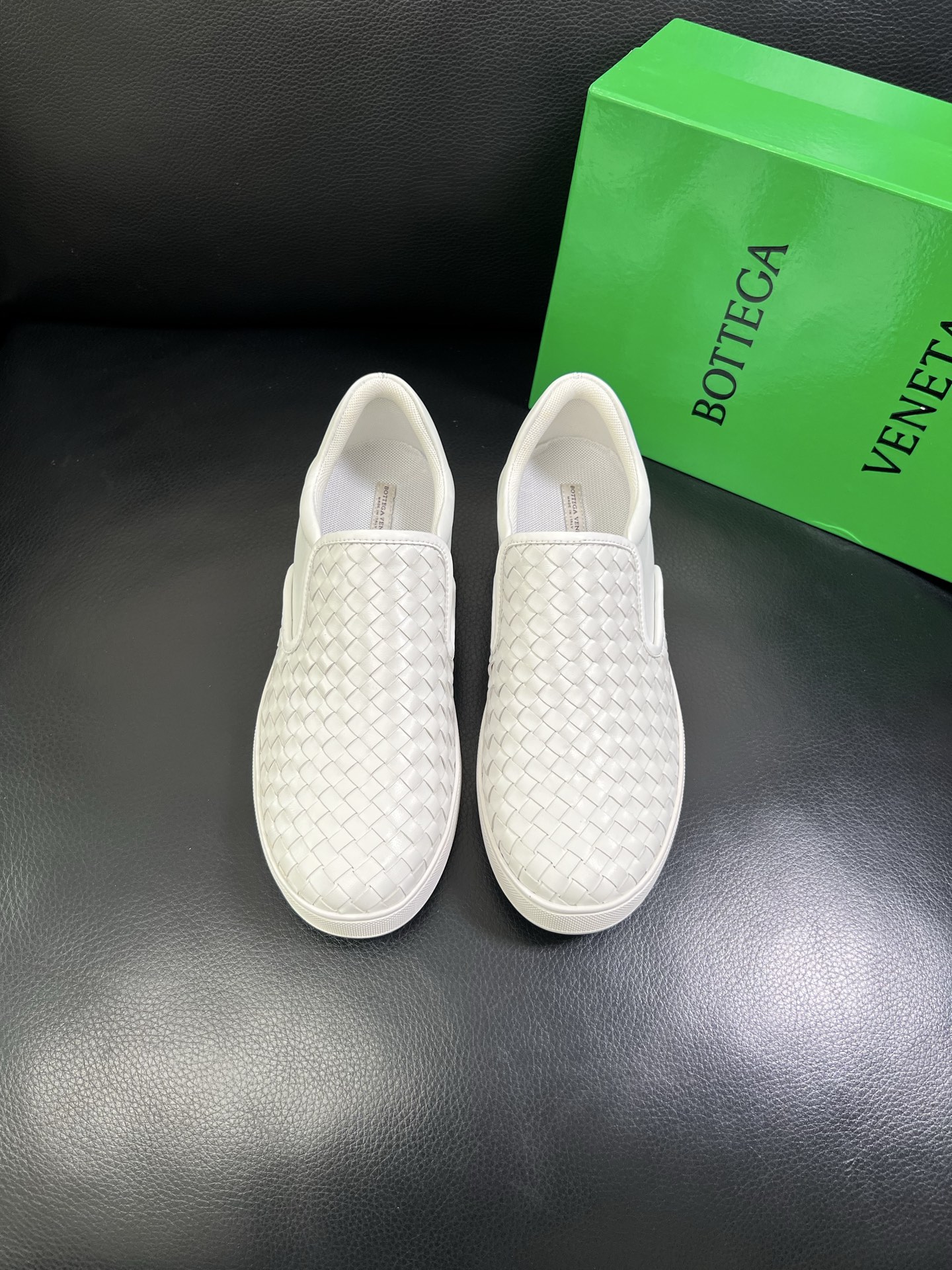  BOTTEGA  VENETA 🔍顶级代购🇮🇹 葆蝶家 专柜同步，鞋面意大利进口编织牛皮面料，透气牛皮