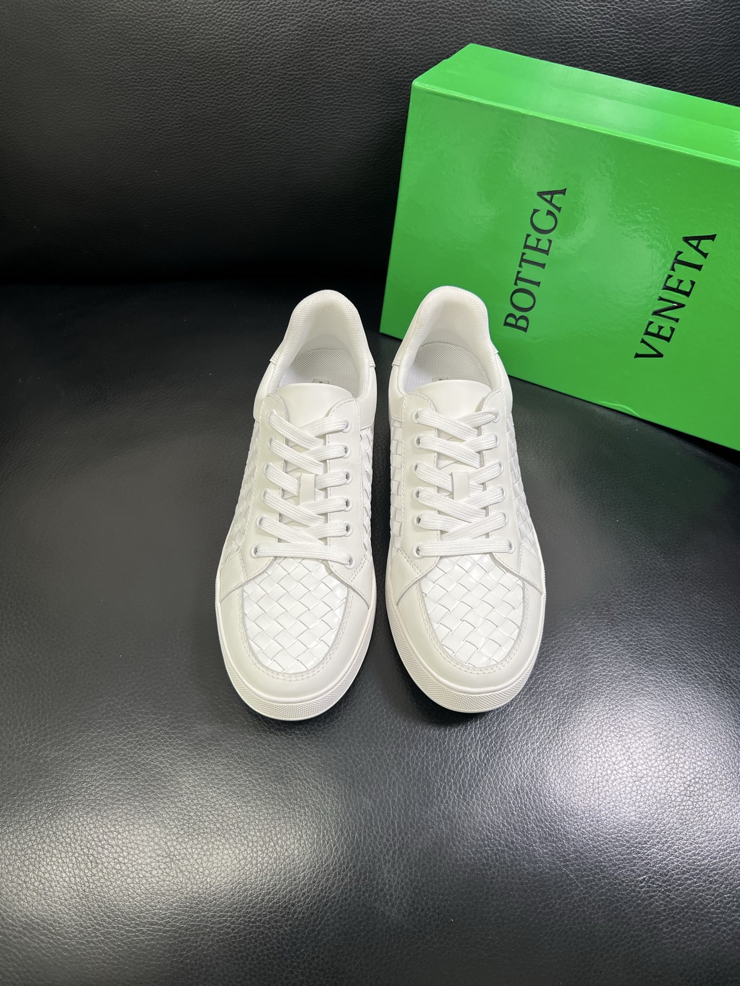  BOTTEGA  VENETA 🔍顶级代购🇮🇹 葆蝶家 专柜同步，鞋面意大利进口编织牛皮面料，透气牛皮