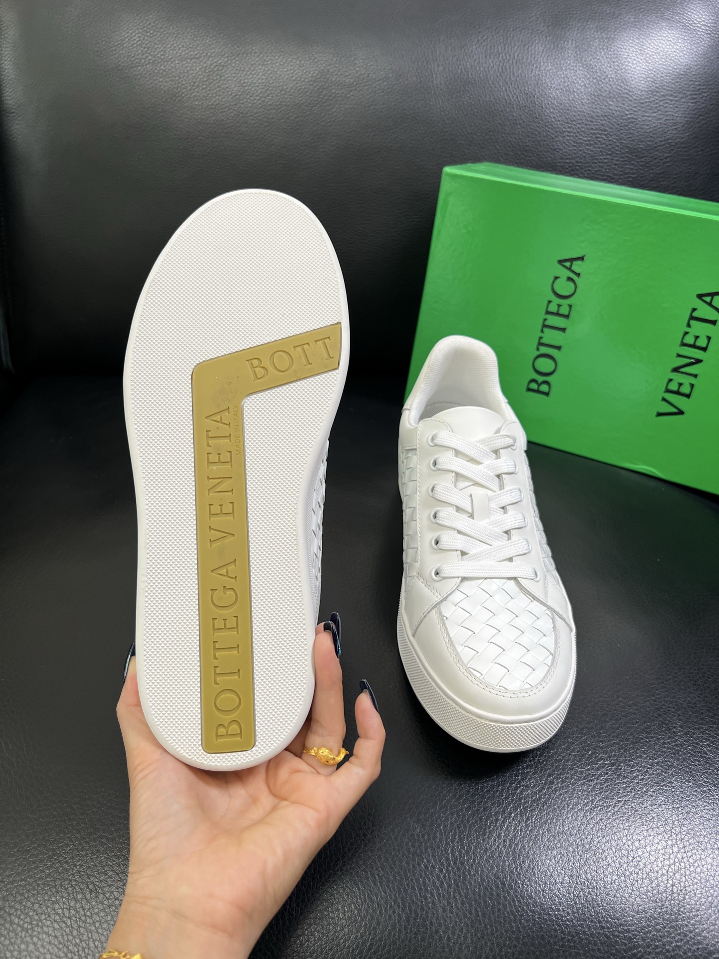  BOTTEGA  VENETA 🔍顶级代购🇮🇹 葆蝶家 专柜同步，鞋面意大利进口编织牛皮面料，透气牛皮