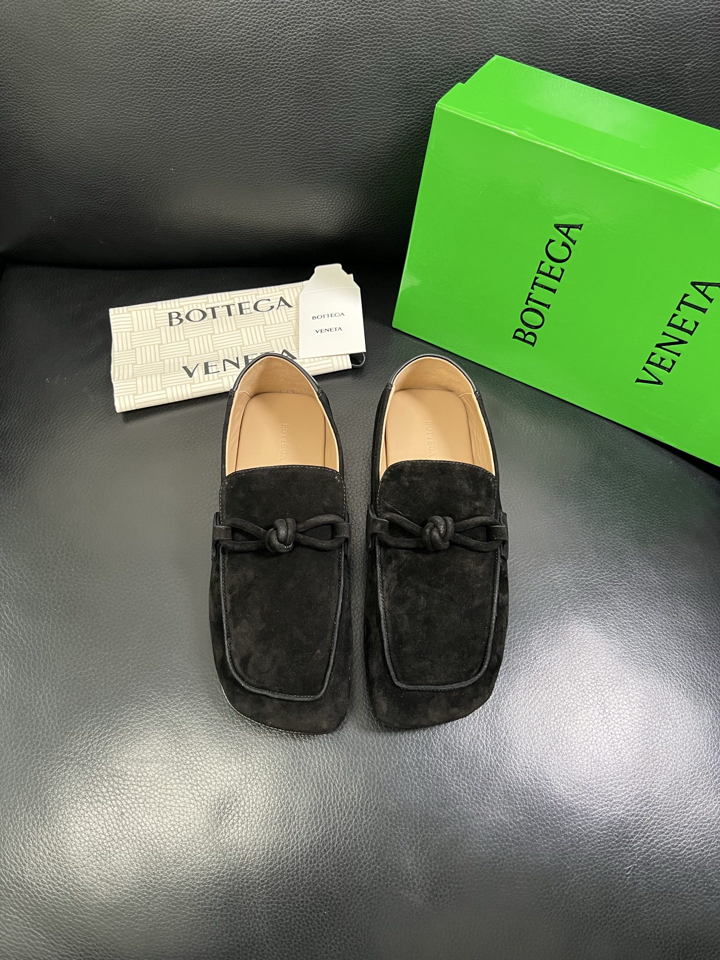  BOTTEGA  VENETA 🔍顶级代购🇮🇹 葆蝶家 专柜同步，鞋面意大利进口牛皮面料，透气牛皮内里
