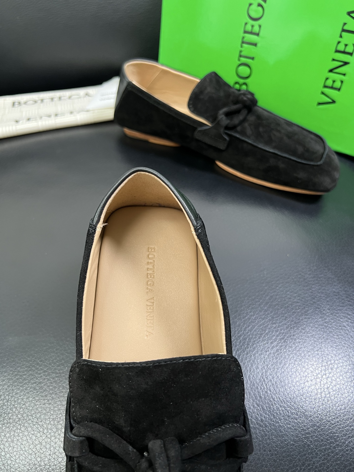  BOTTEGA  VENETA 🔍顶级代购🇮🇹 葆蝶家 专柜同步，鞋面意大利进口牛皮面料，透气牛皮内里