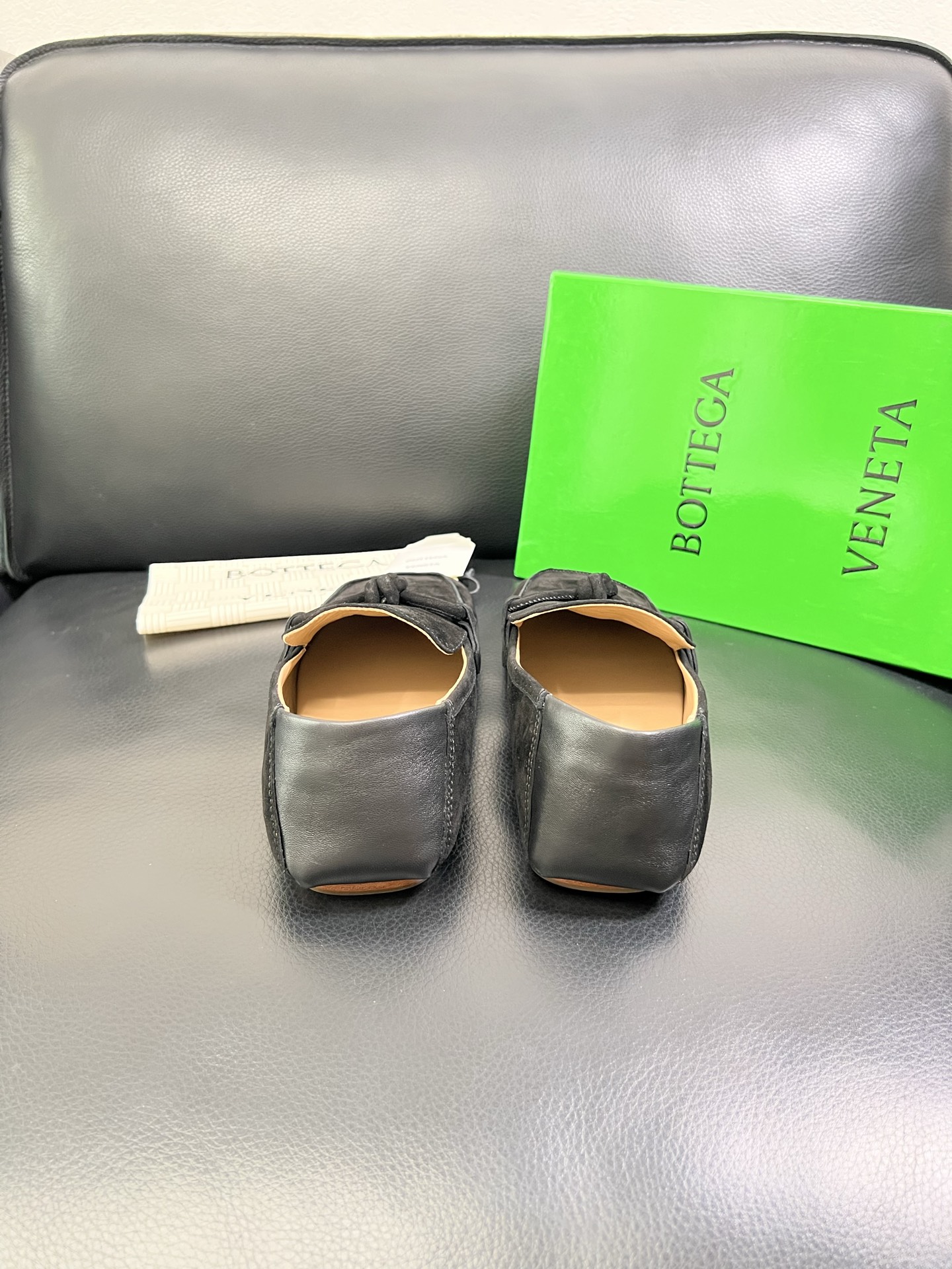  BOTTEGA  VENETA 🔍顶级代购🇮🇹 葆蝶家 专柜同步，鞋面意大利进口牛皮面料，透气牛皮内里