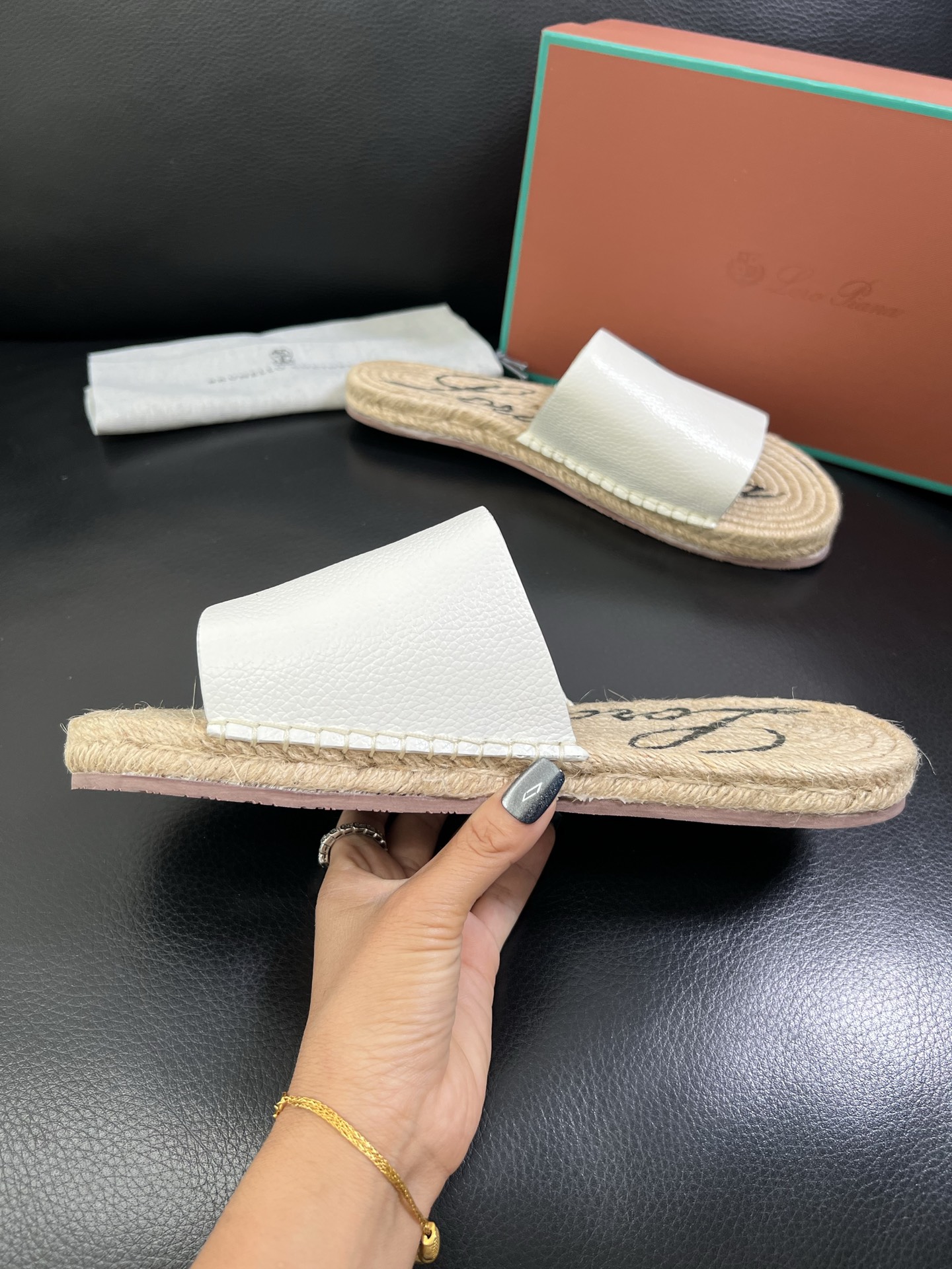  Loro Piana🔍顶级代购🇮🇹 诺悠翩雅  新品专柜同步，鞋面意大利进口牛皮面料，高品质拼接工艺，