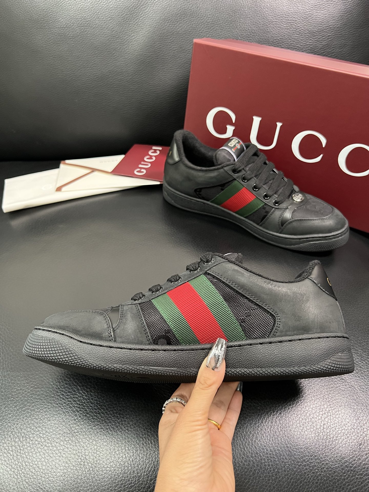 Gucci 🔍顶级代购🇮🇹 古奇 专柜新款，原厂配置意大利进口牛皮搭配印花布面料，进口牛皮内里垫，透气舒