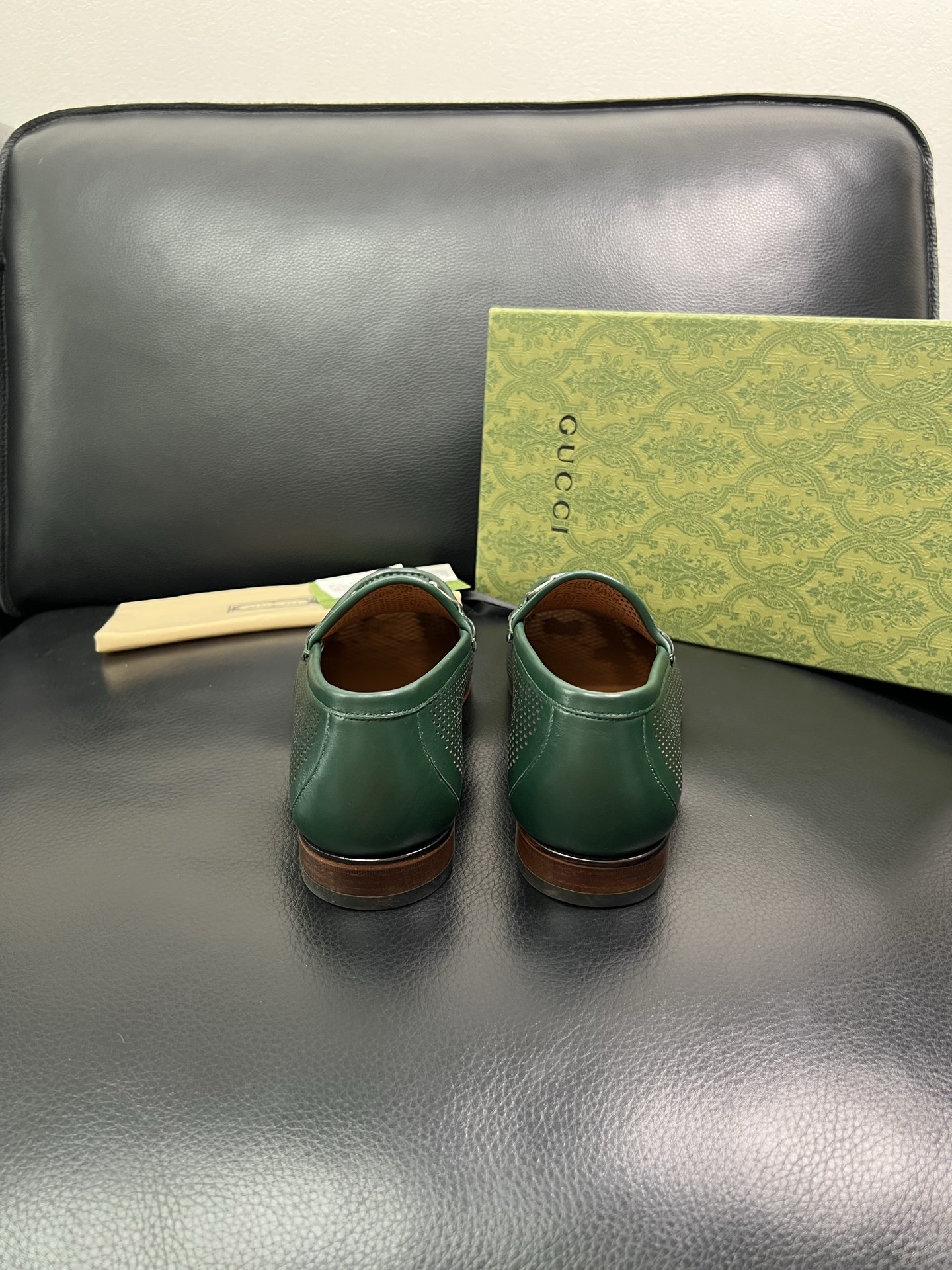 Gucci🔍顶级代购🇮🇹 古奇 真皮底皮鞋系列专柜同步发售原厂配置，意大利进口原版牛皮，进口水染牛里 ，