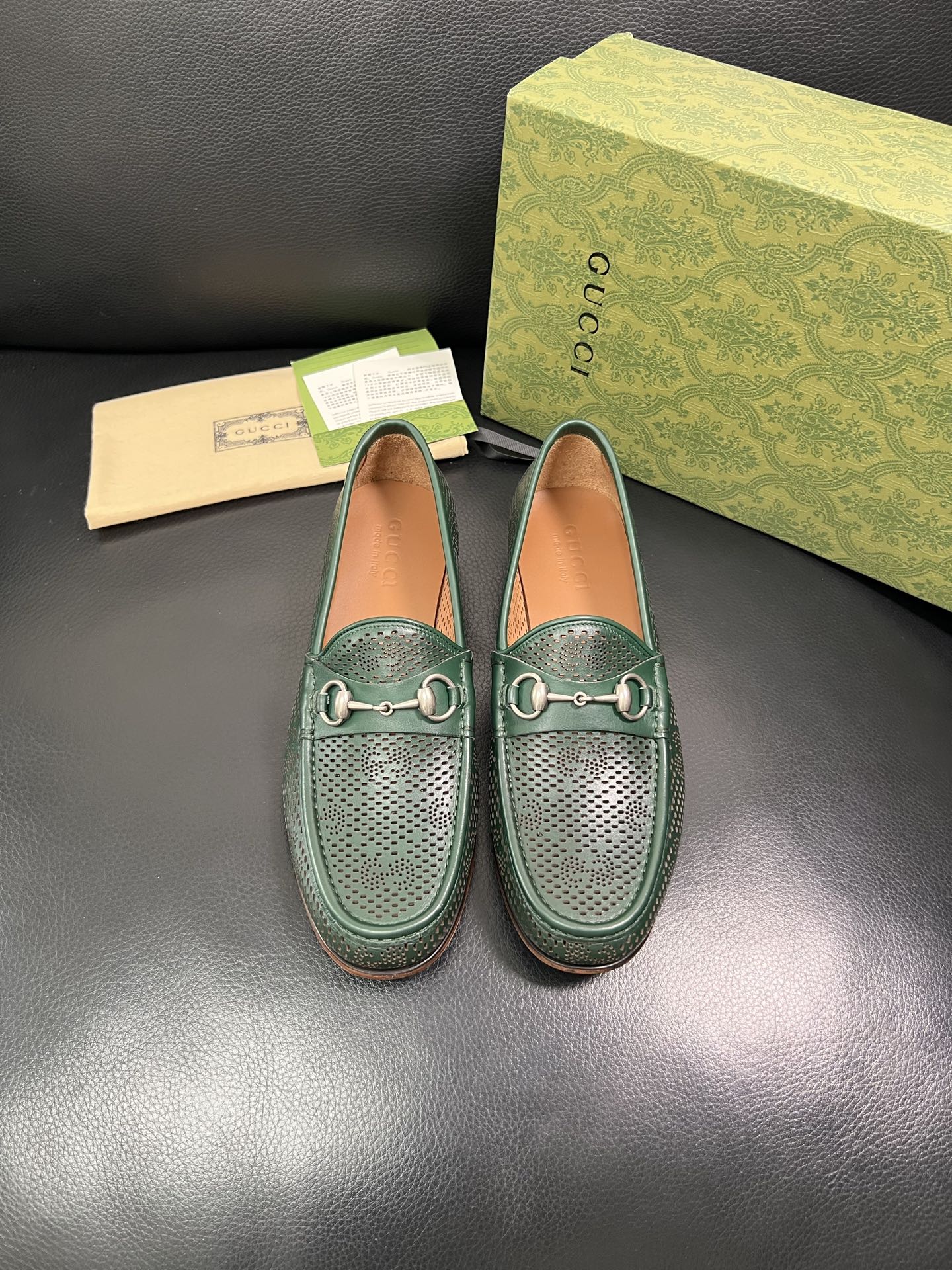 Gucci🔍顶级代购🇮🇹 古奇 真皮底皮鞋系列专柜同步发售原厂配置，意大利进口原版牛皮，进口水染牛里 ，