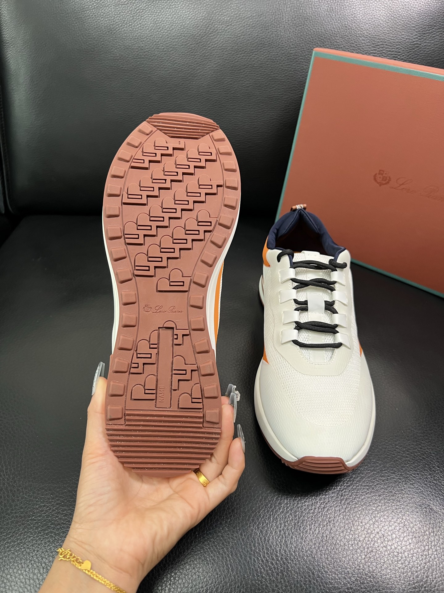 Loro Piana🔍顶级代购🇮🇹 诺悠翩雅 新品专柜同步，鞋面意大利进口牛皮面料，高品质拼接工艺，鞋底
