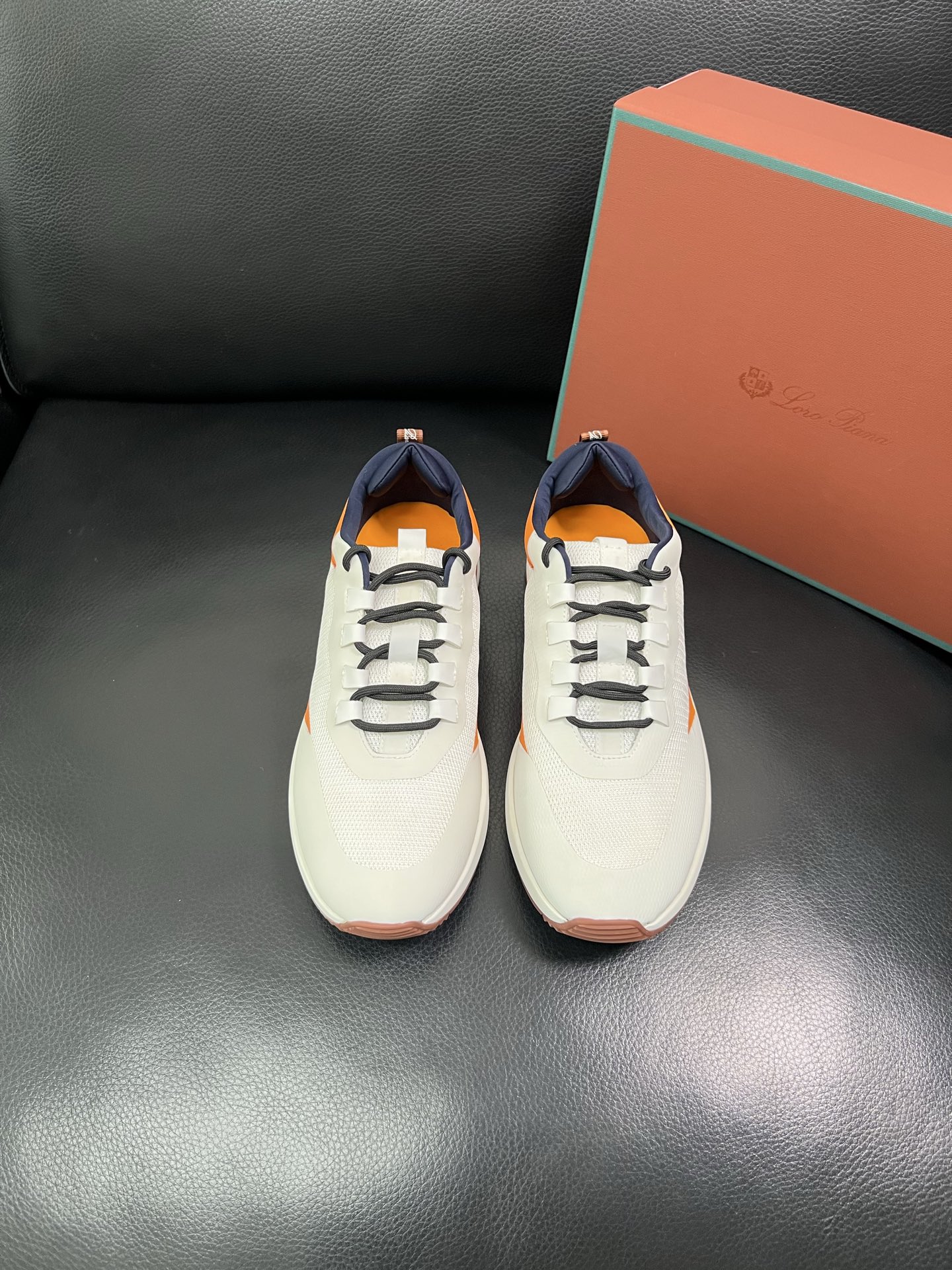 Loro Piana🔍顶级代购🇮🇹 诺悠翩雅 新品专柜同步，鞋面意大利进口牛皮面料，高品质拼接工艺，鞋底