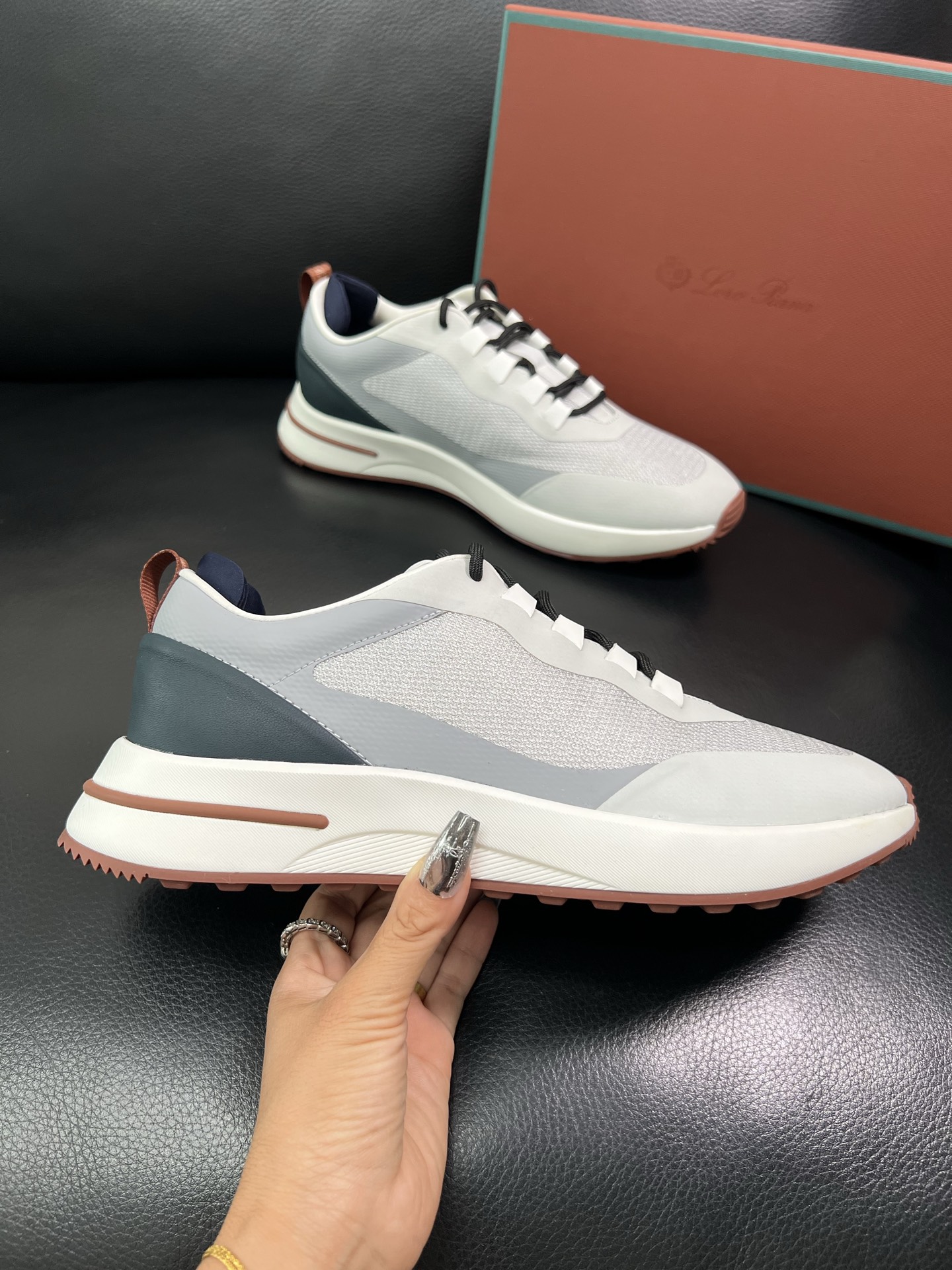 Loro Piana🔍顶级代购🇮🇹 诺悠翩雅 新品专柜同步，鞋面意大利进口牛皮面料，高品质拼接工艺，鞋底