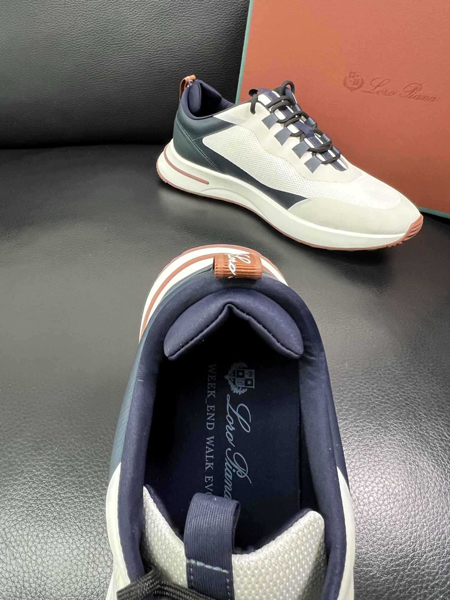 Loro Piana🔍顶级代购🇮🇹 诺悠翩雅 新品专柜同步，鞋面意大利进口牛皮面料，高品质拼接工艺，鞋底