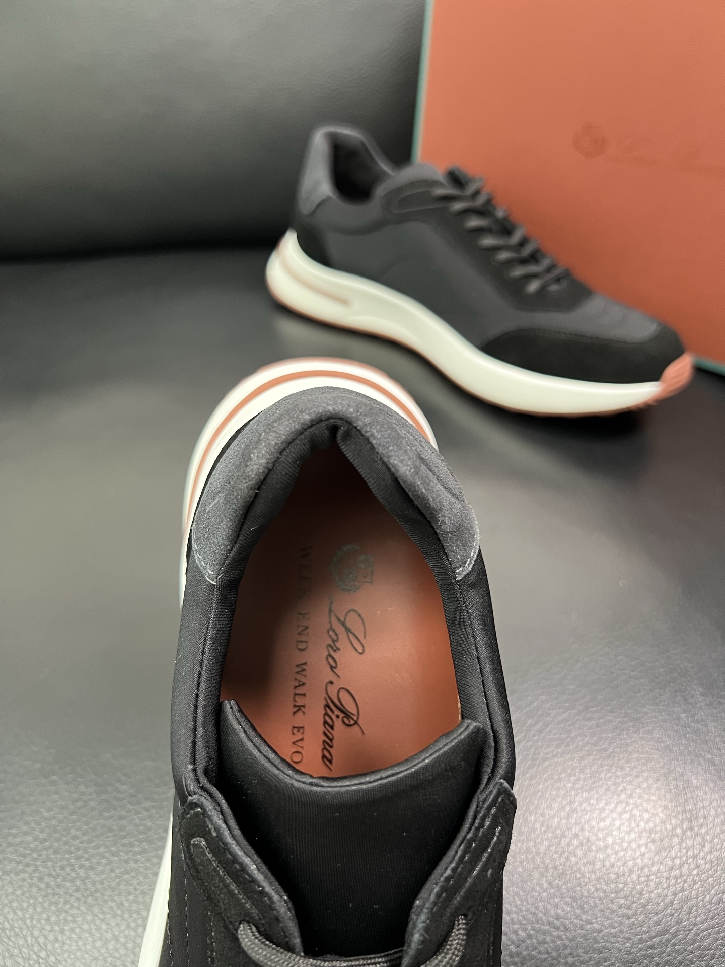 Loro Piana🔍顶级代购🇮🇹 诺悠翩雅 新品专柜同步，鞋面意大利进口牛皮面料，高品质拼接工艺，鞋底