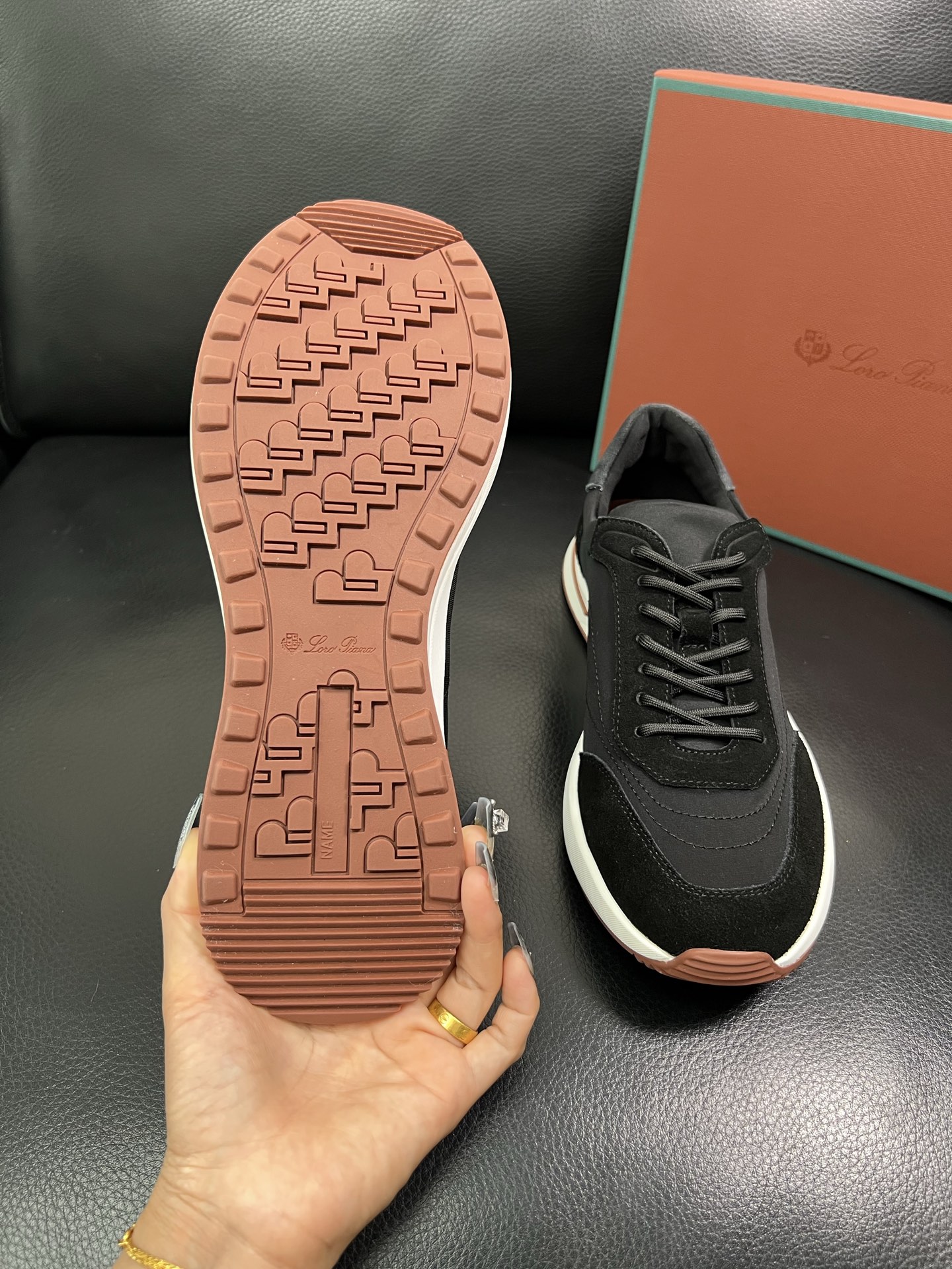 Loro Piana🔍顶级代购🇮🇹 诺悠翩雅 新品专柜同步，鞋面意大利进口牛皮面料，高品质拼接工艺，鞋底