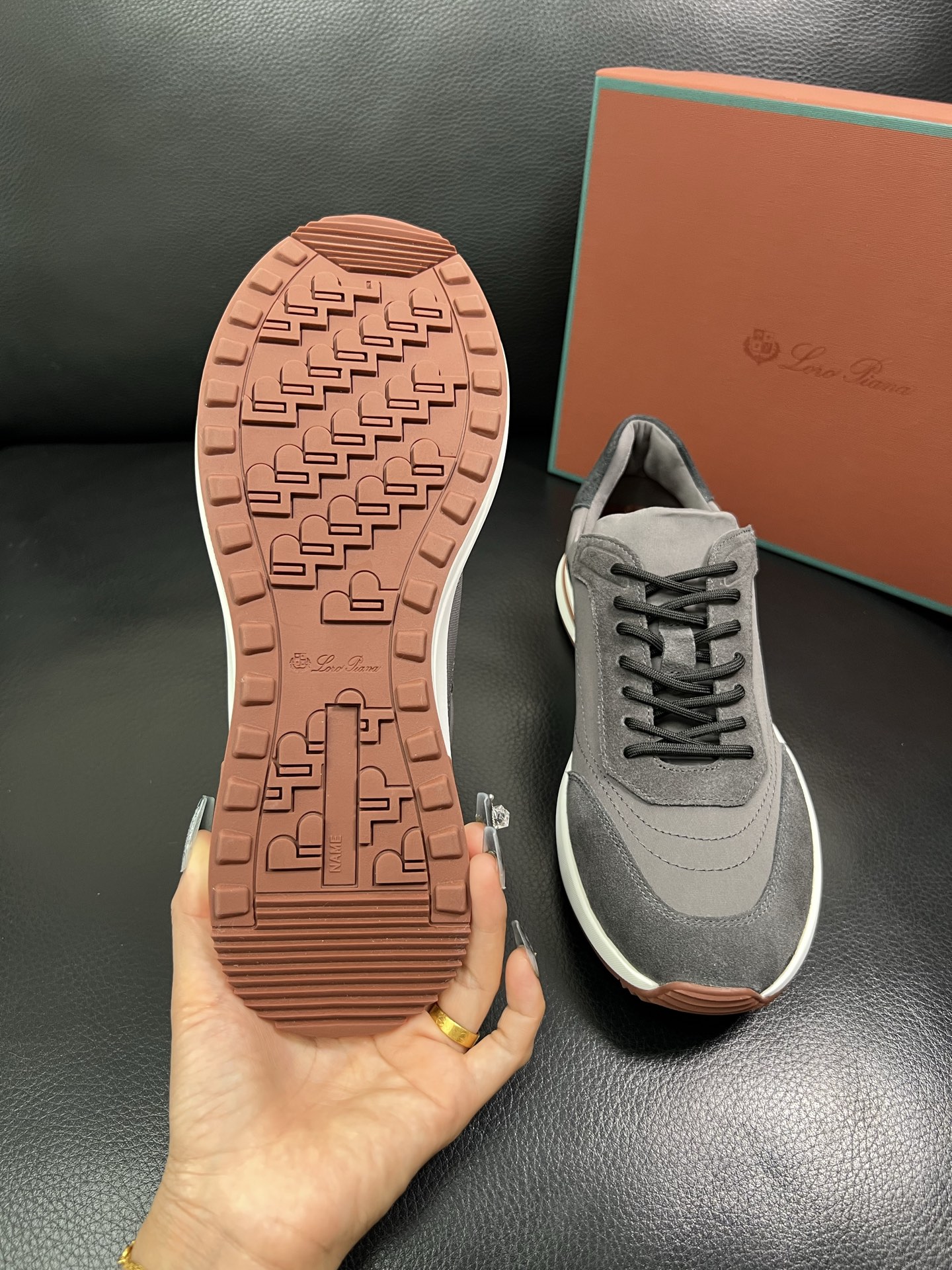Loro Piana🔍顶级代购🇮🇹 诺悠翩雅 新品专柜同步，鞋面意大利进口牛皮面料，高品质拼接工艺，鞋底