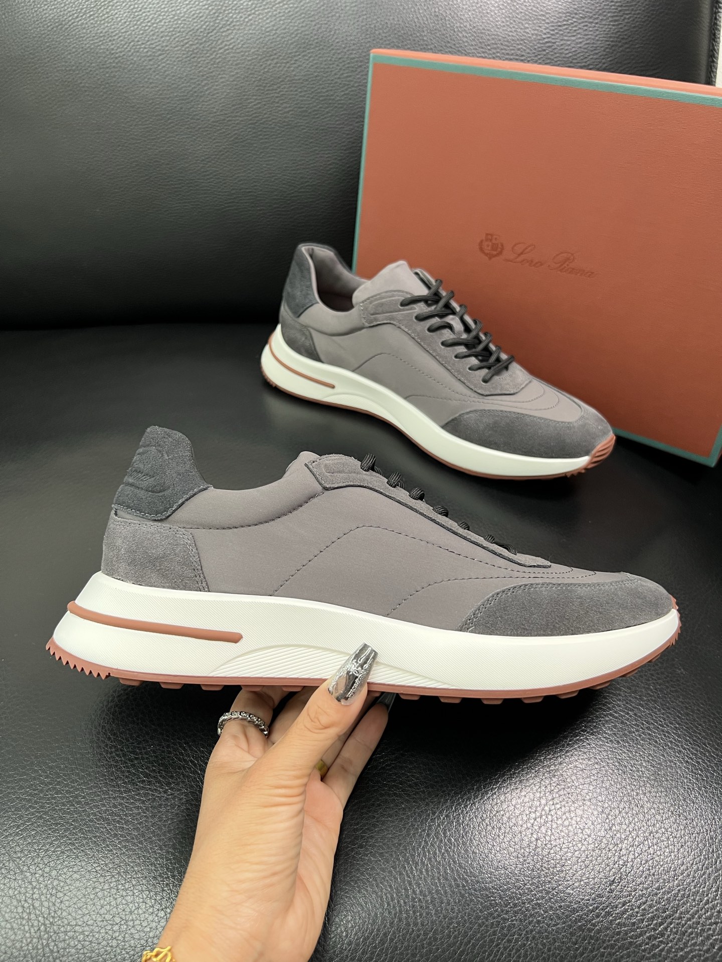 Loro Piana🔍顶级代购🇮🇹 诺悠翩雅 新品专柜同步，鞋面意大利进口牛皮面料，高品质拼接工艺，鞋底