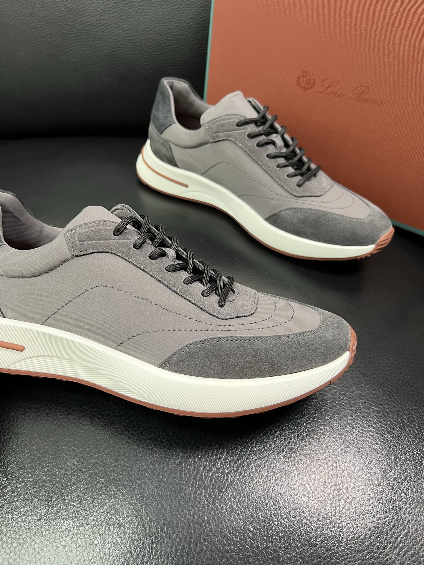 Loro Piana🔍顶级代购🇮🇹 诺悠翩雅 新品专柜同步，鞋面意大利进口牛皮面料，高品质拼接工艺，鞋底