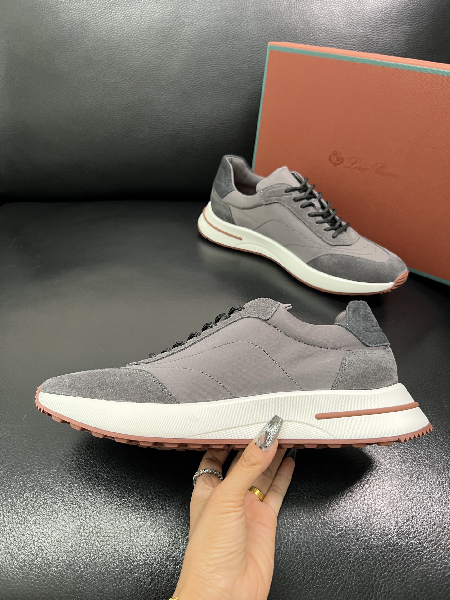 Loro Piana🔍顶级代购🇮🇹 诺悠翩雅 新品专柜同步，鞋面意大利进口牛皮面料，高品质拼接工艺，鞋底