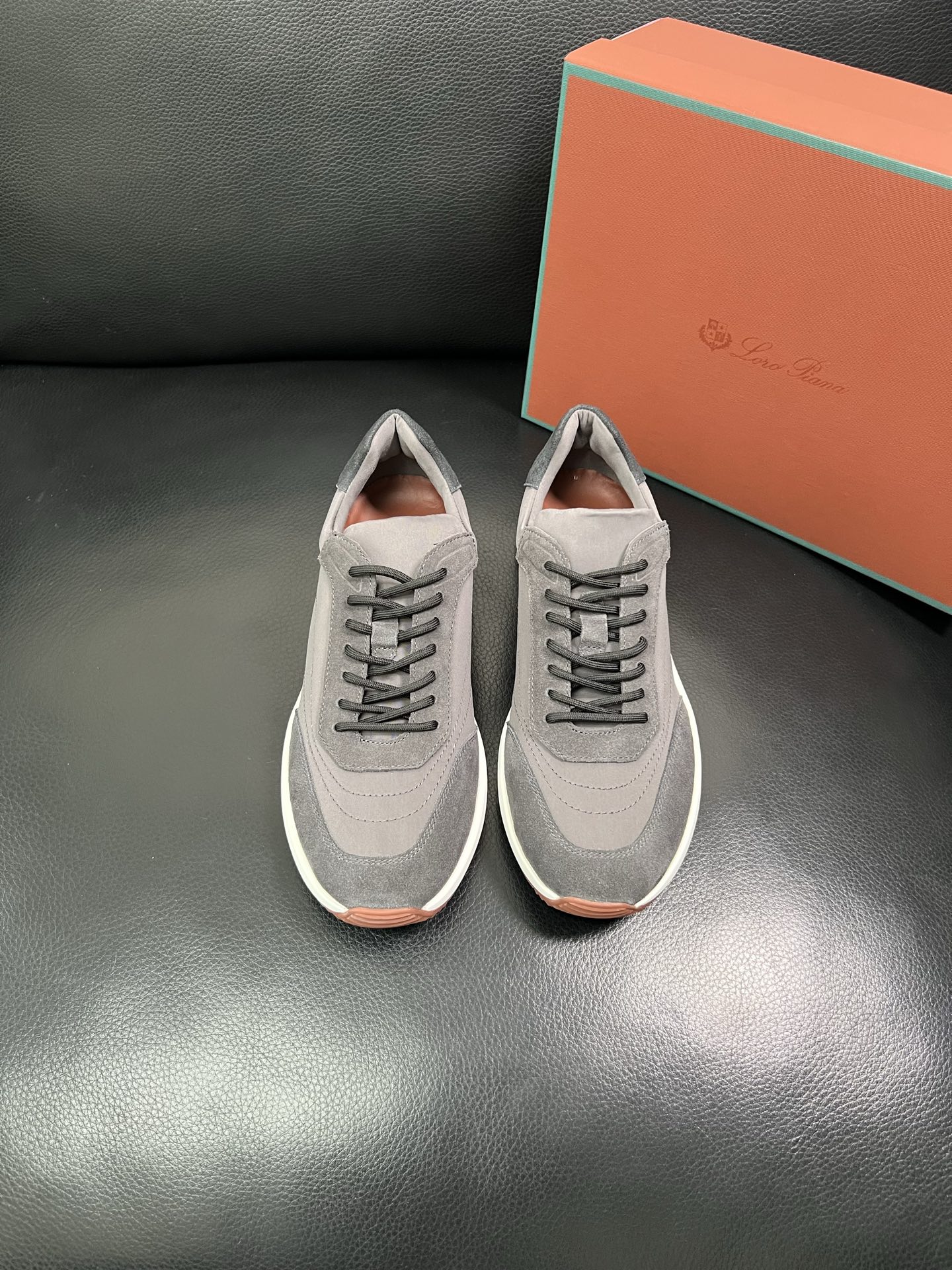 Loro Piana🔍顶级代购🇮🇹 诺悠翩雅 新品专柜同步，鞋面意大利进口牛皮面料，高品质拼接工艺，鞋底