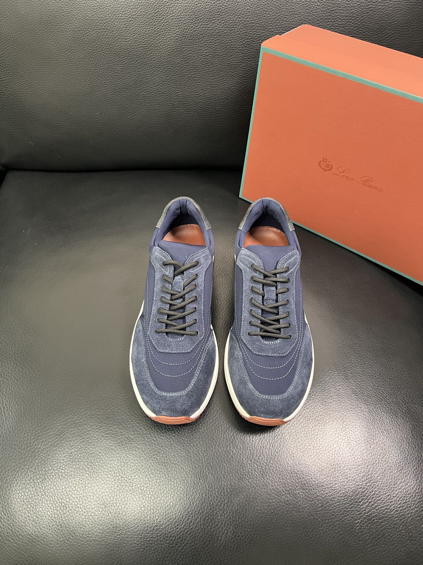 Loro Piana🔍顶级代购🇮🇹 诺悠翩雅 新品专柜同步，鞋面意大利进口牛皮面料，高品质拼接工艺，鞋底