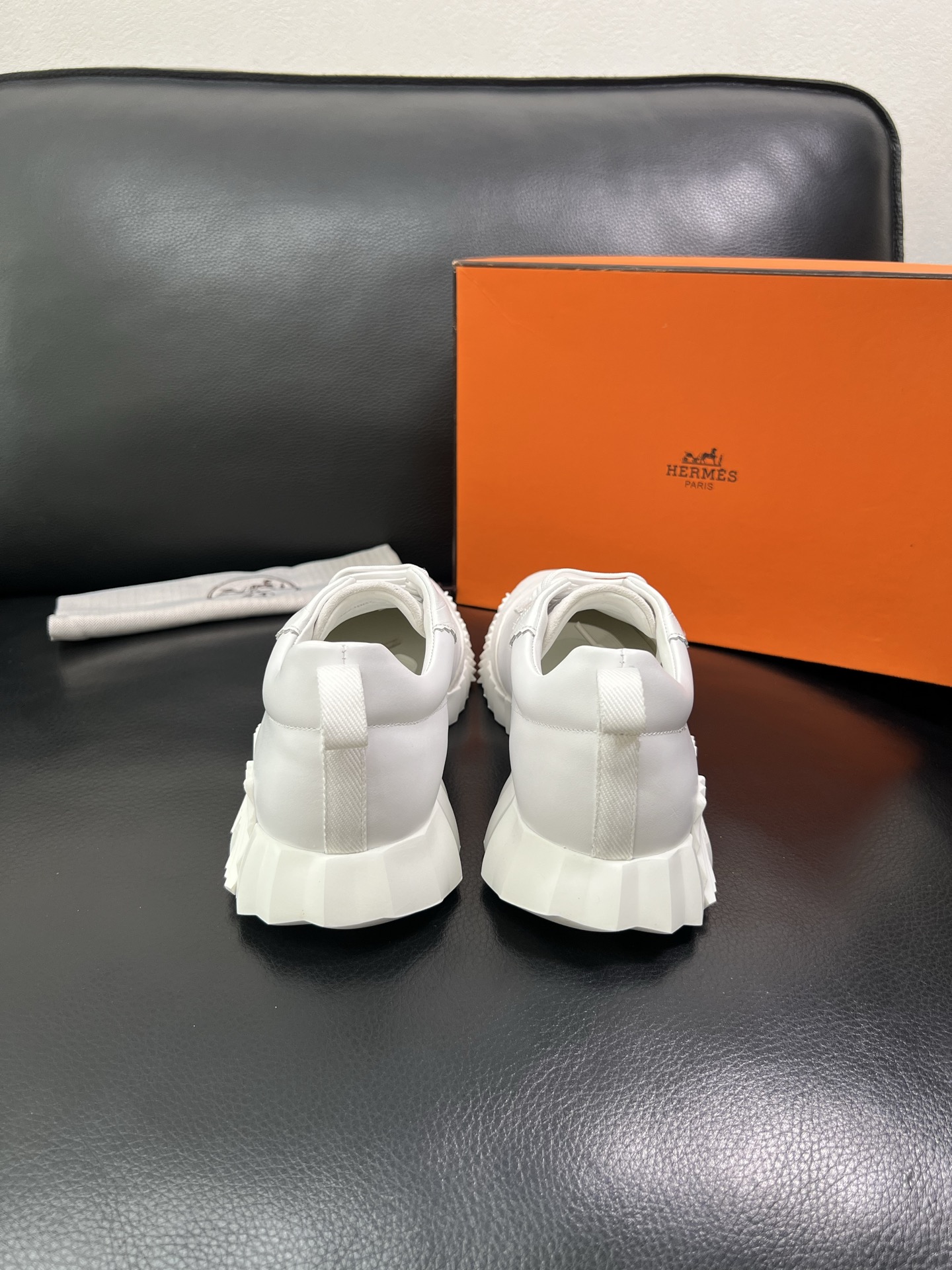 Hermes 🔍顶级代购🇮🇹 爱马仕 专柜同步发售原厂配置，意大利进口原版牛皮面料，高品质拼接工艺，全进