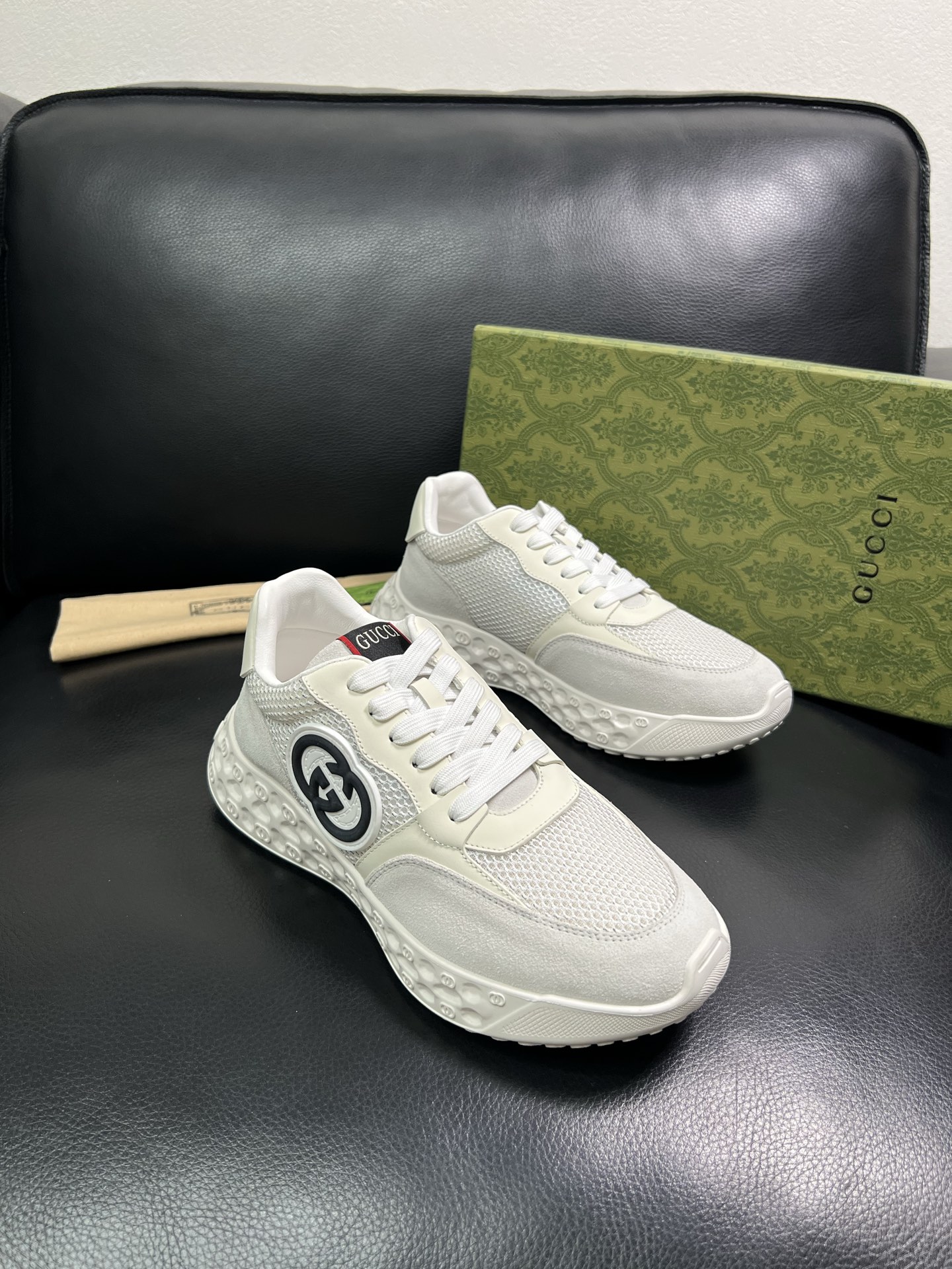 Gucci 顶级代购 古奇 专柜同步 原厂配置意大利进口牛皮搭配网布面料，高品质拼接复杂工艺，进口牛皮内