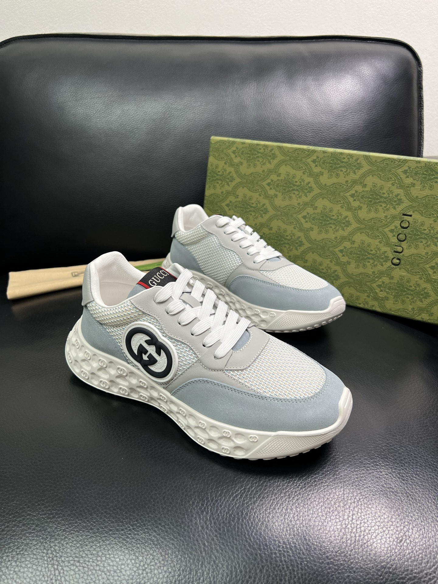 Gucci 顶级代购 古奇 专柜同步 原厂配置意大利进口牛皮搭配网布面料，高品质拼接复杂工艺，进口牛皮内