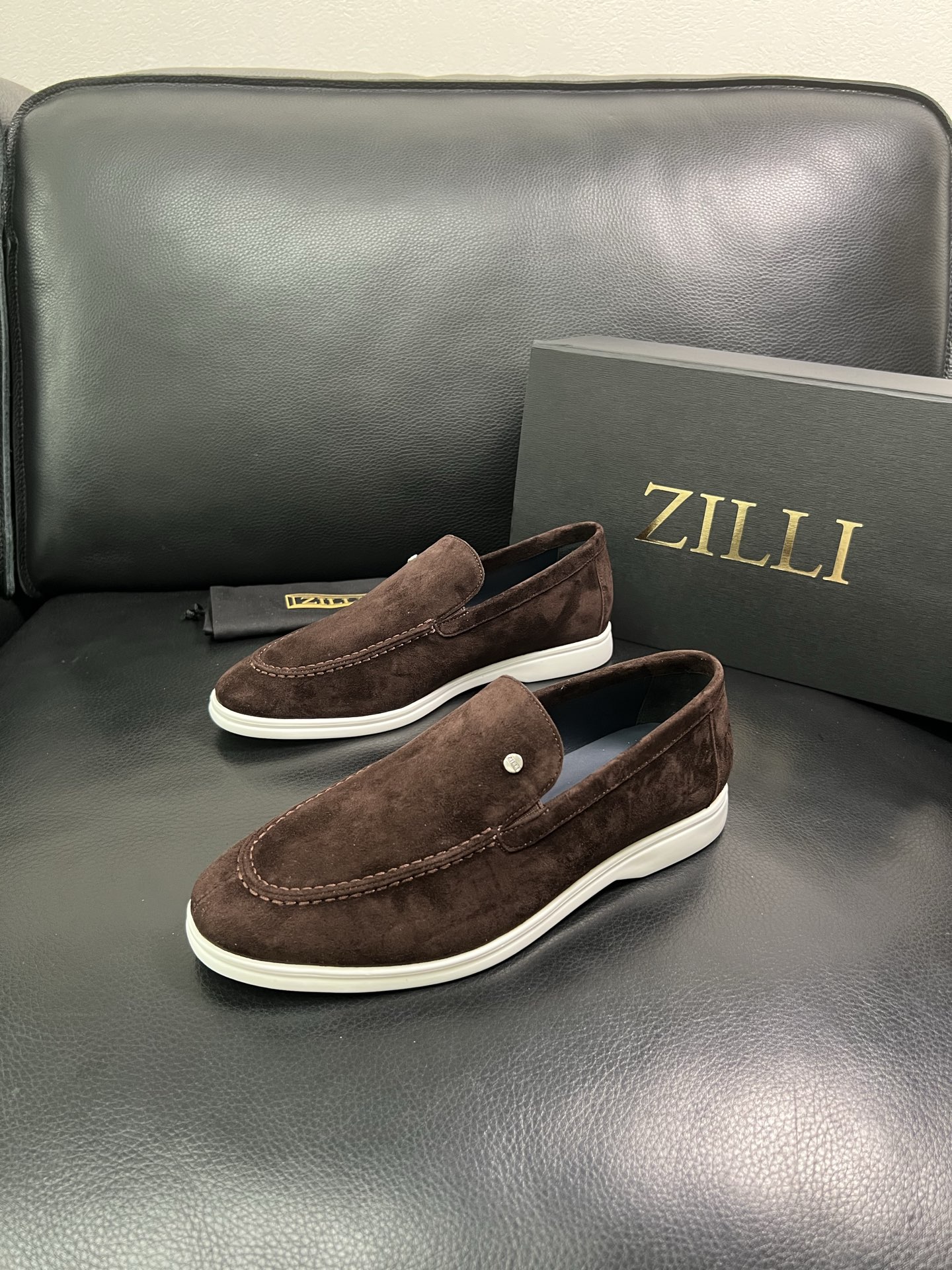 ZILLI 顶级代购 专柜同步发售原厂配置，意大利进口原版牛皮面料，进口水染牛里 ，鞋底：原厂特供原版底