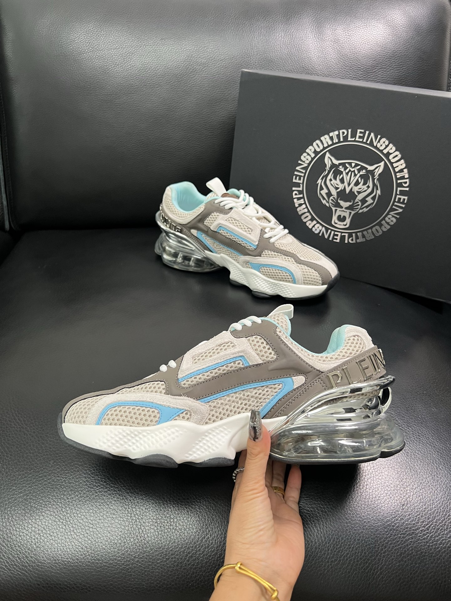 PHILIPP PLEIN 顶级代购 菲利普PP 新品专柜同步原厂配置，意大利进口牛皮搭配网布面料，全鞋