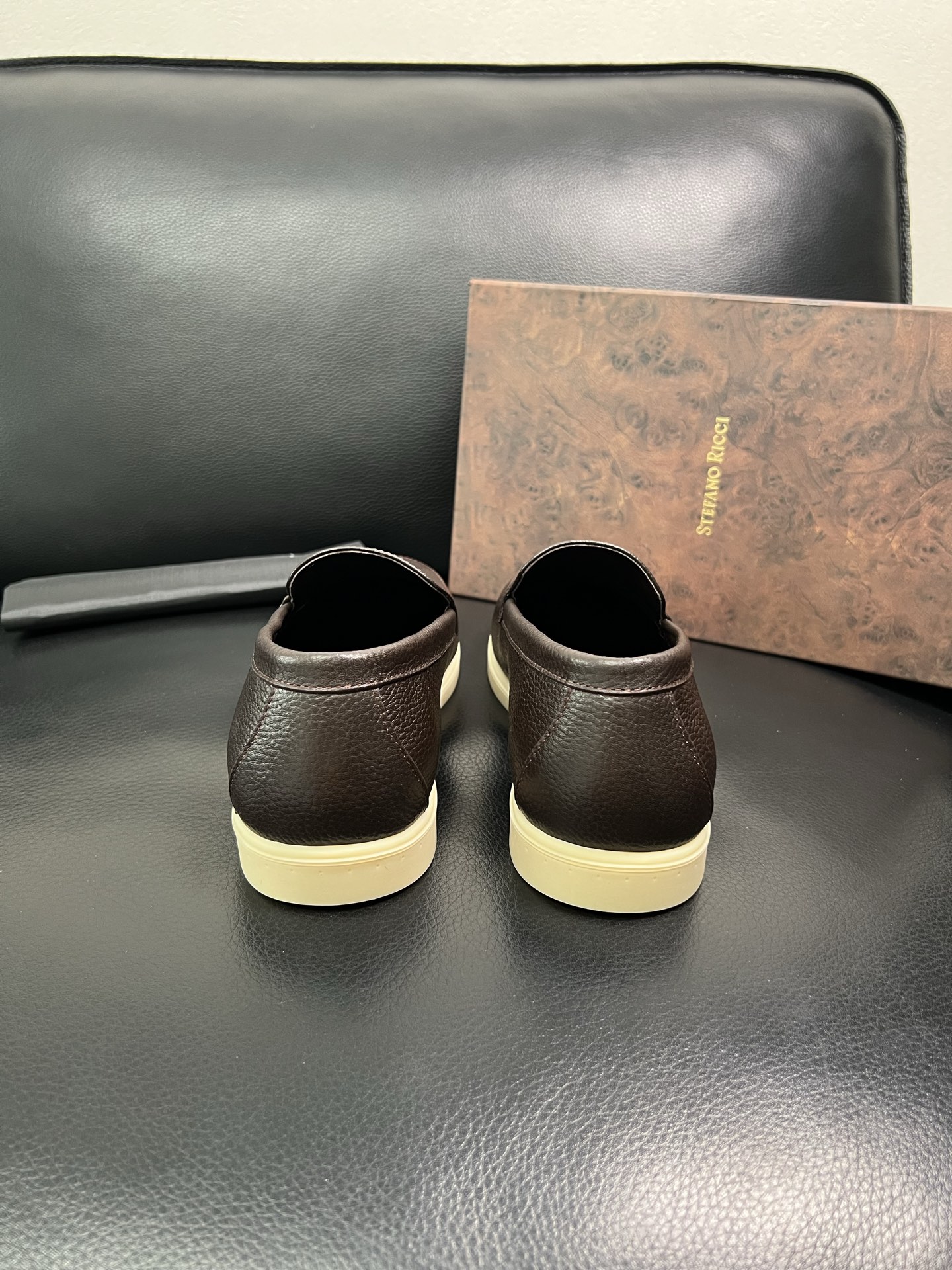 StefanoRicci 顶级代购 史蒂芬 劳尼治 专柜新品同步，鞋面意大利进口牛皮面料，进口水染牛皮内