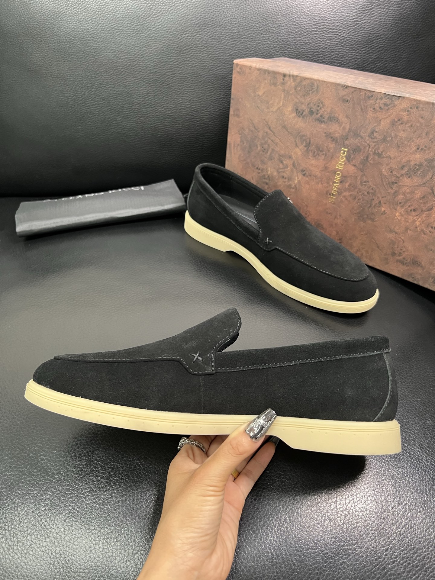 StefanoRicci 顶级代购 史蒂芬 劳尼治 专柜新品同步，鞋面意大利进口牛皮面料，进口水染牛皮内