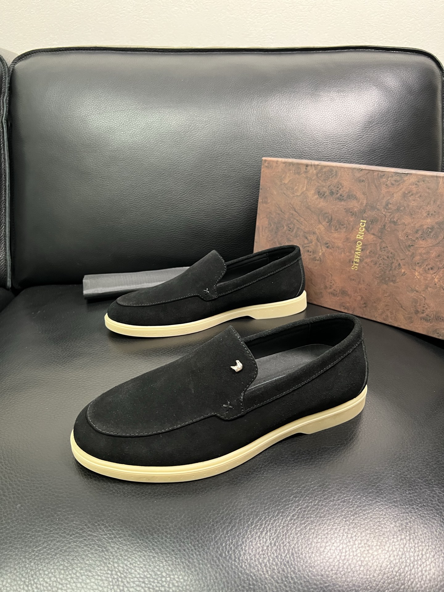 StefanoRicci 顶级代购 史蒂芬 劳尼治 专柜新品同步，鞋面意大利进口牛皮面料，进口水染牛皮内