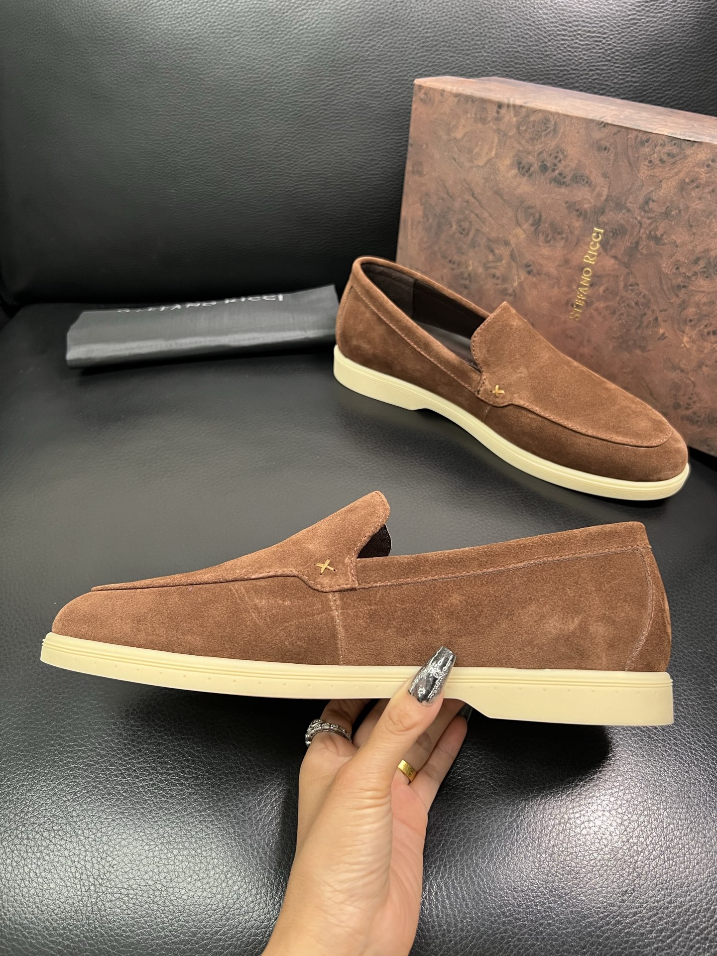 StefanoRicci 顶级代购 史蒂芬 劳尼治 专柜新品同步，鞋面意大利进口牛皮面料，进口水染牛皮内