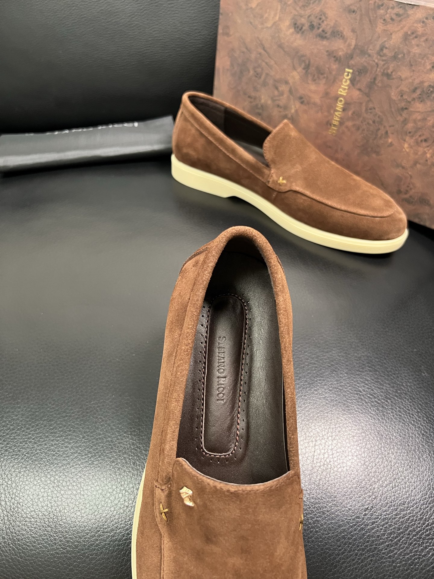 StefanoRicci 顶级代购 史蒂芬 劳尼治 专柜新品同步，鞋面意大利进口牛皮面料，进口水染牛皮内