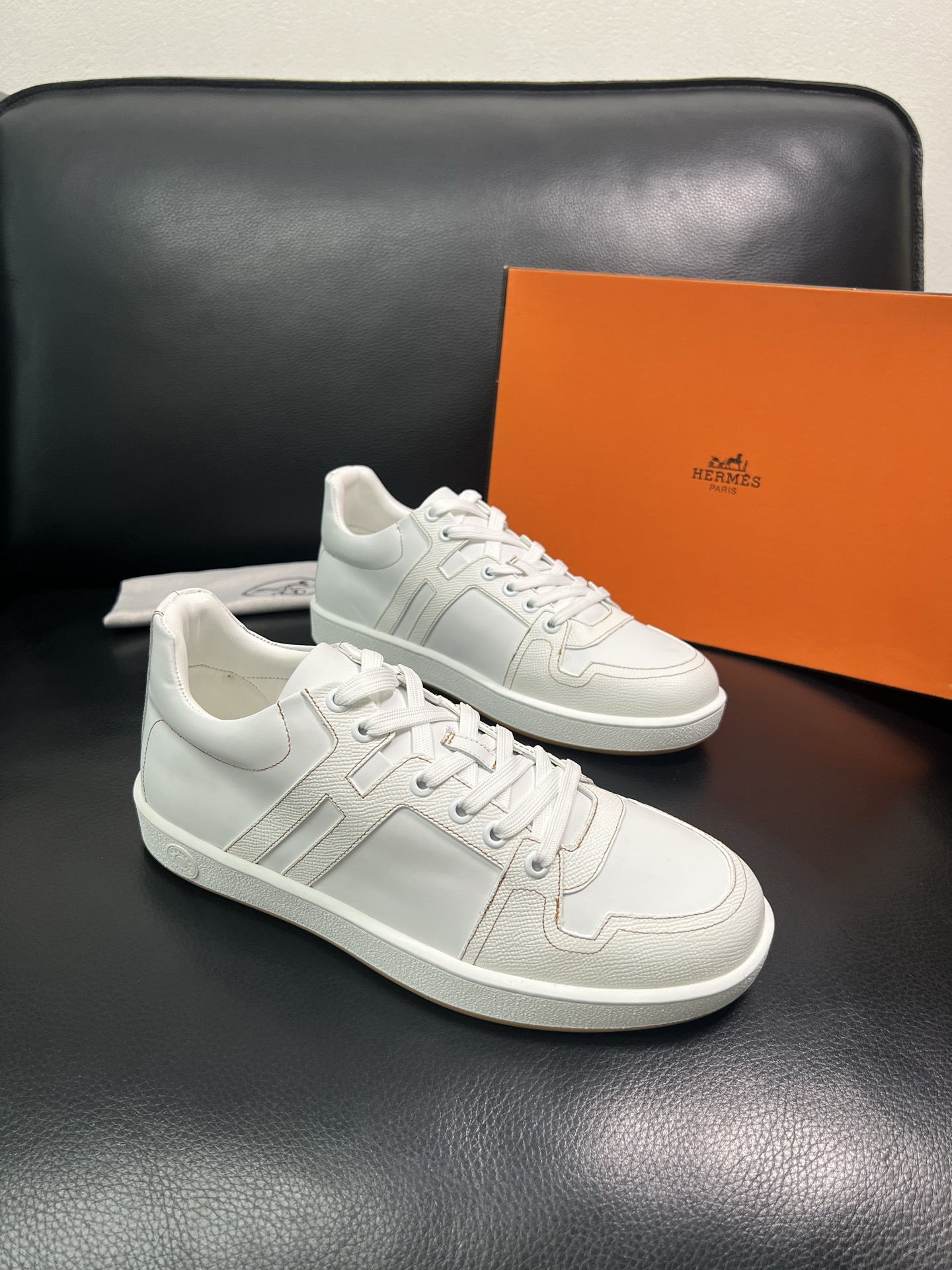 Hermes 顶级代购 爱马仕 专柜同步发售原厂配置，意大利进口原版牛皮面料，高品质拼接工艺，全进口水染