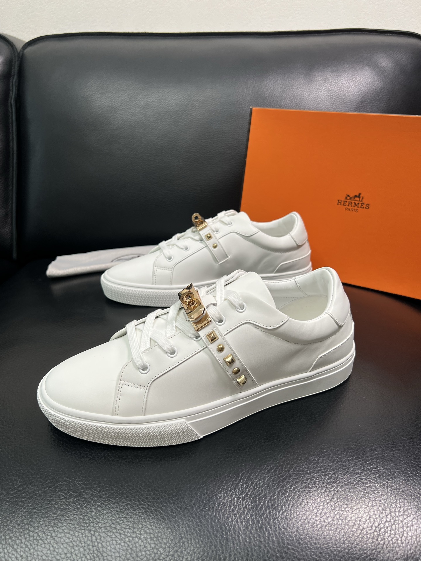 Hermes 顶级代购 爱马仕 专柜同步发售原厂配置，意大利进口原版牛皮面料，高品质拼接工艺，全进口水染