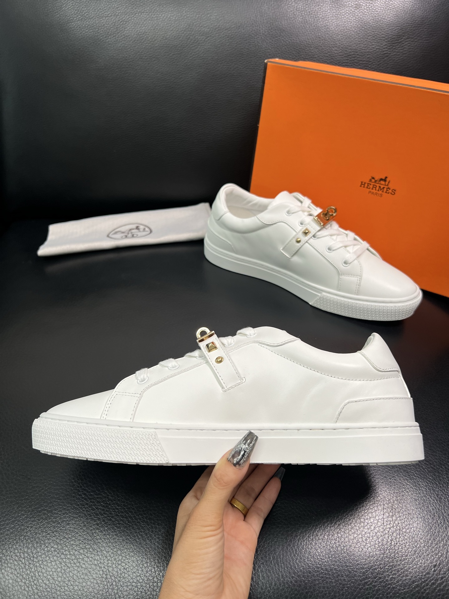 Hermes 顶级代购 爱马仕 专柜同步发售原厂配置，意大利进口原版牛皮面料，高品质拼接工艺，全进口水染